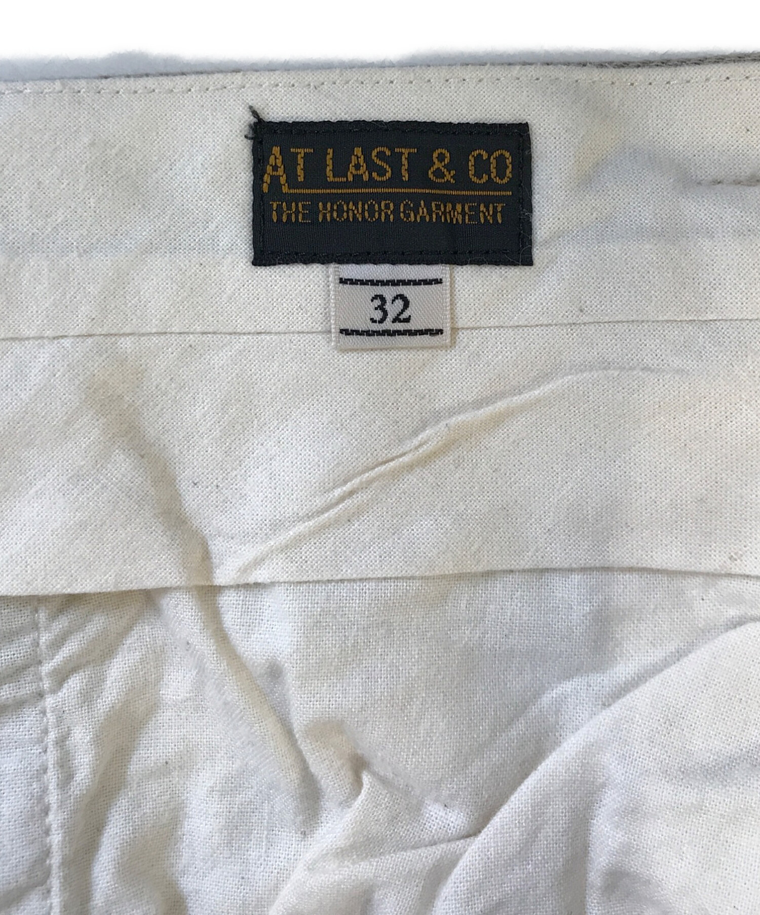 中古・古着通販】ATLAST & CO (アットラスト) タックパンツ ベージュ