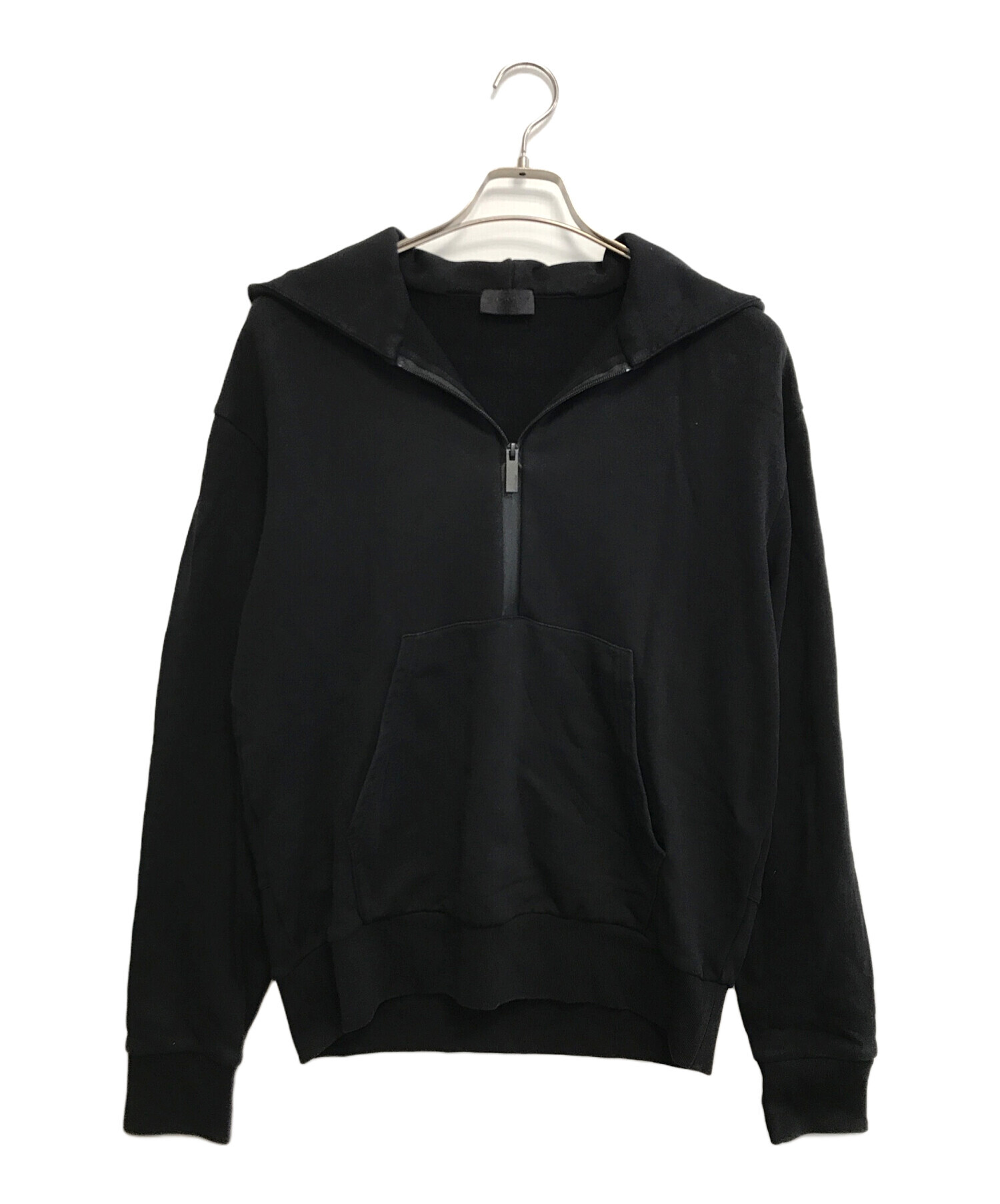 MONCLER ブラックパーカー フード付き 売れ筋正規品 モンクレール フード付きブラックパーカー 【公式通販】