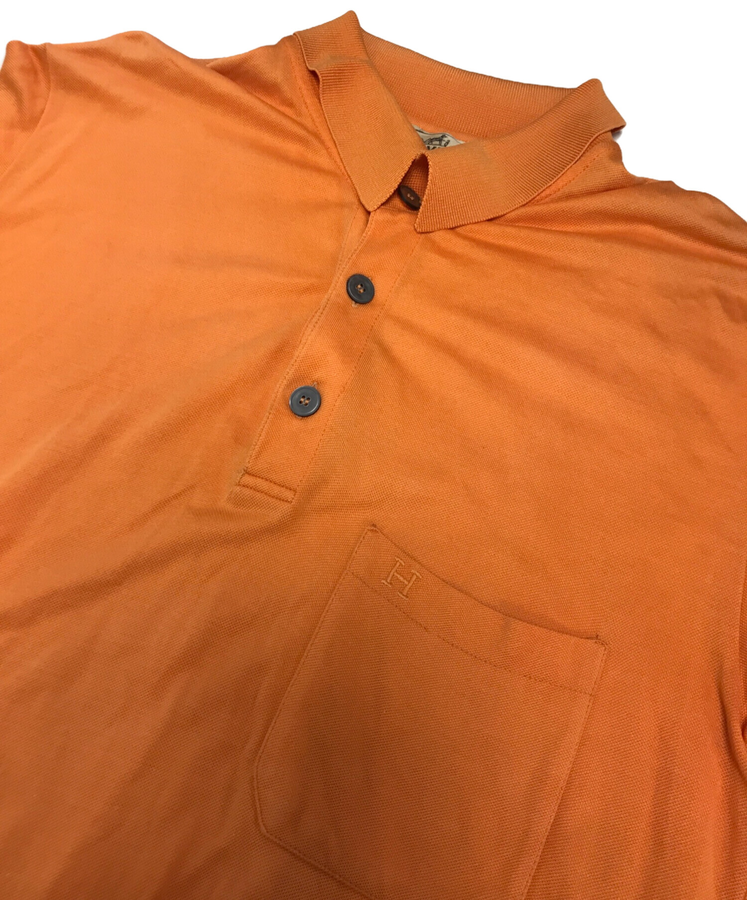 ◇HERMES オレンジ ポロシャツ メンズ Mサイズ 中古・古着通販】HERMES (エルメス) Hロゴポロシャツ オレンジ サイズ