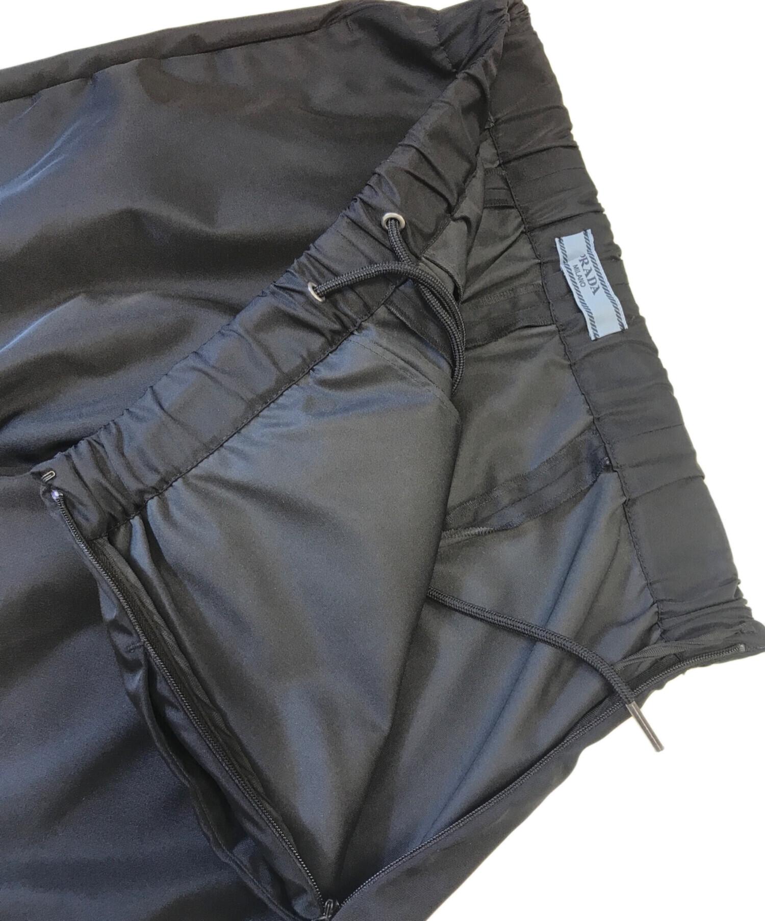 中古・古着通販】PRADA (プラダ) ジョガーナイロンパンツ ブラック
