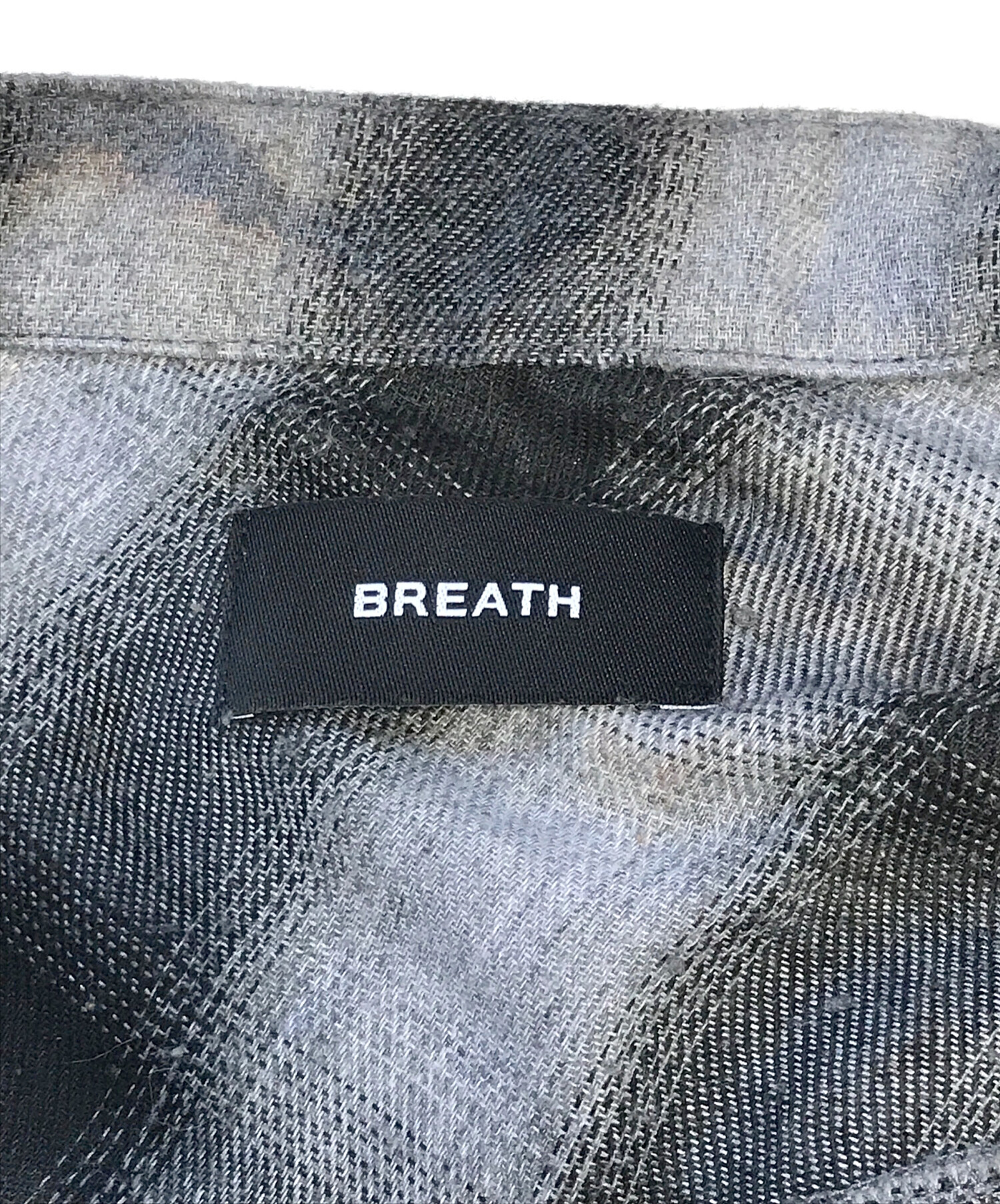 【中古】 Breath（vol．28） 中古・古着通販】BREATH (ブレス) COLLAR LESS SHIRT ブラック×グレー
