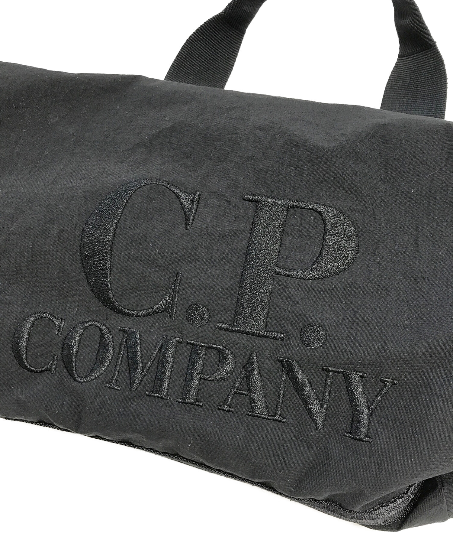 【新品未使用/定価42,900円】C.P. COMPANY ボディバッグ 中古・古着通販】C.P COMPANY (シーピーカンパニー) ボディバッグ