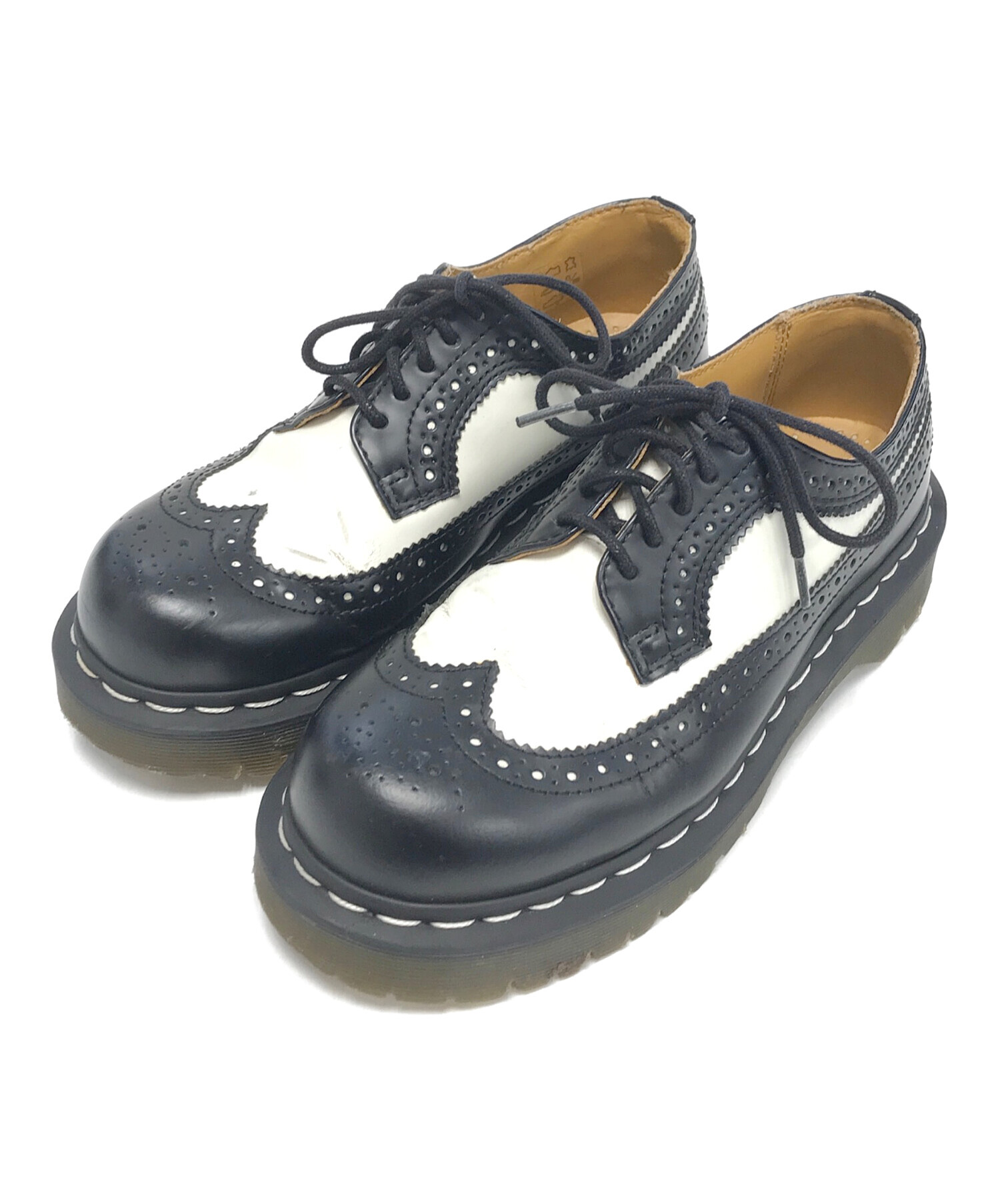 Dr. Martens ウィングチップ シューズ ブラック ホワイト 中古・古着通販】Dr.Martens (ドクターマーチン) ウィングチップ