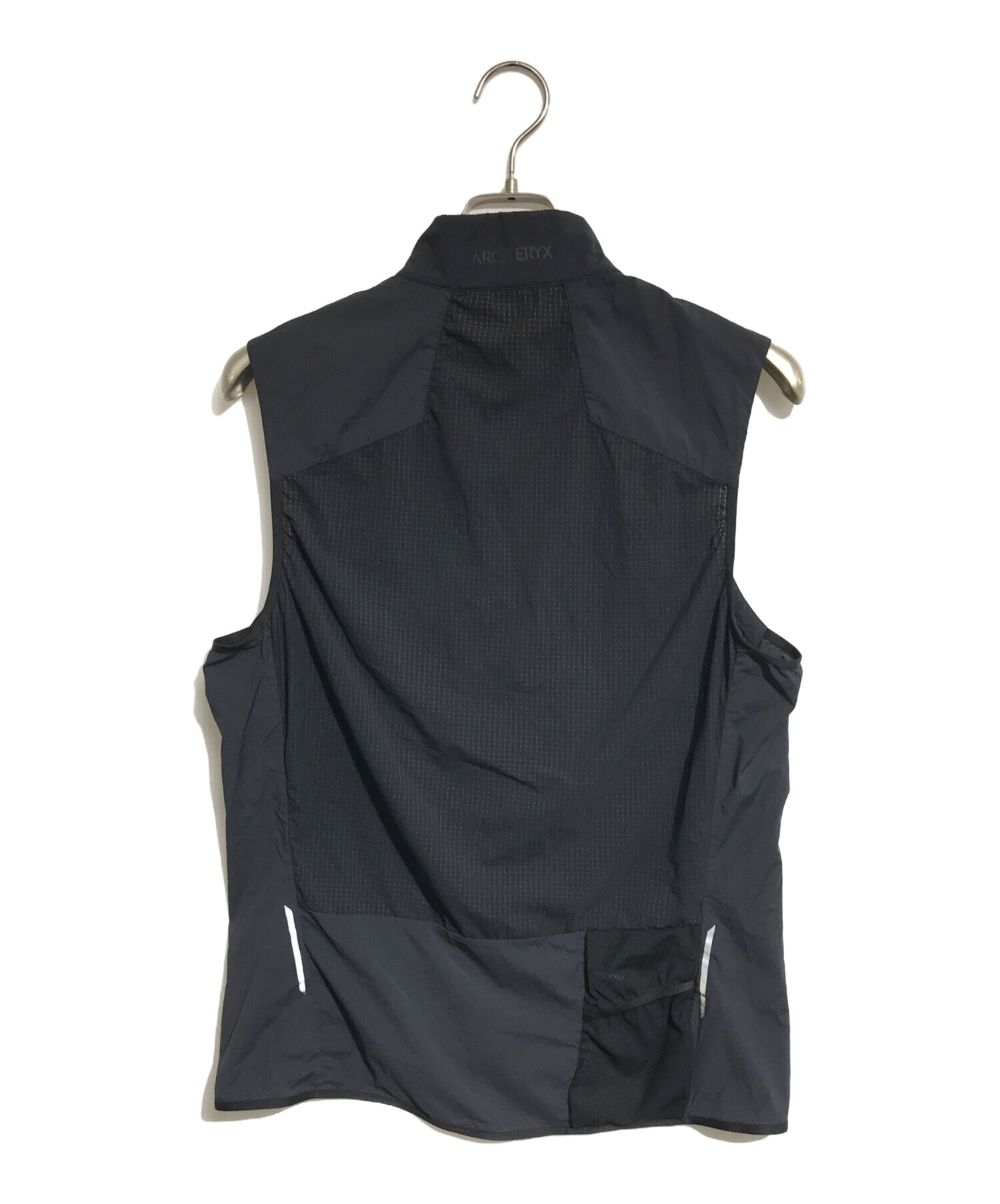 美品　Arc'teryx norvan Insulated Vest Mサイズ 中古・古着通販】ARC'TERYX (アークテリクス) NORVAN INSULATED VEST M