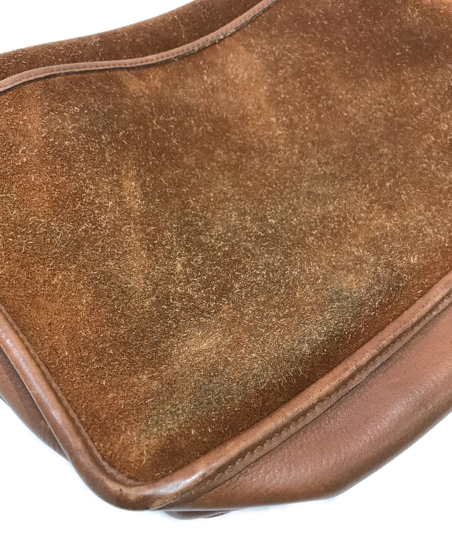 COACH ヴィンテージ スエード ショルダーバッグ ブラウン ほぼ未使用 中古・古着通販】COACH (コーチ) スウェードショルダーバッグ ブラウン