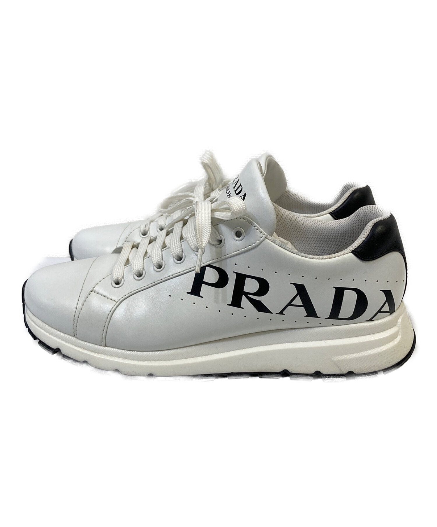 中古・古着通販】PRADA (プラダ) ロゴレザースニーカー ホワイト 