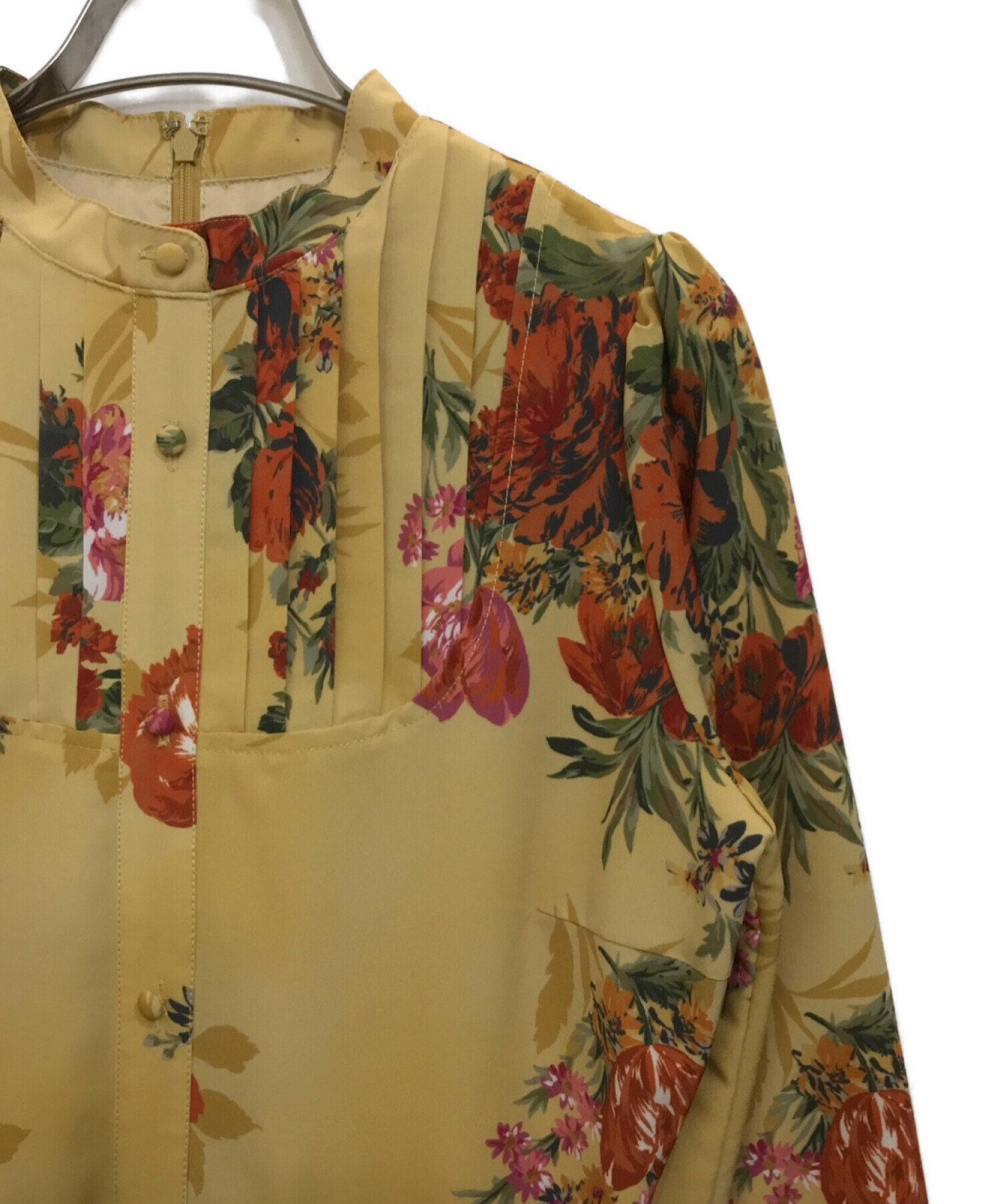 中古・古着通販】EmiriaWiz (エミリアウィズ) ピンタック 中古・古着通販】EmiriaWiz (エミリアウィズ) ピンタック