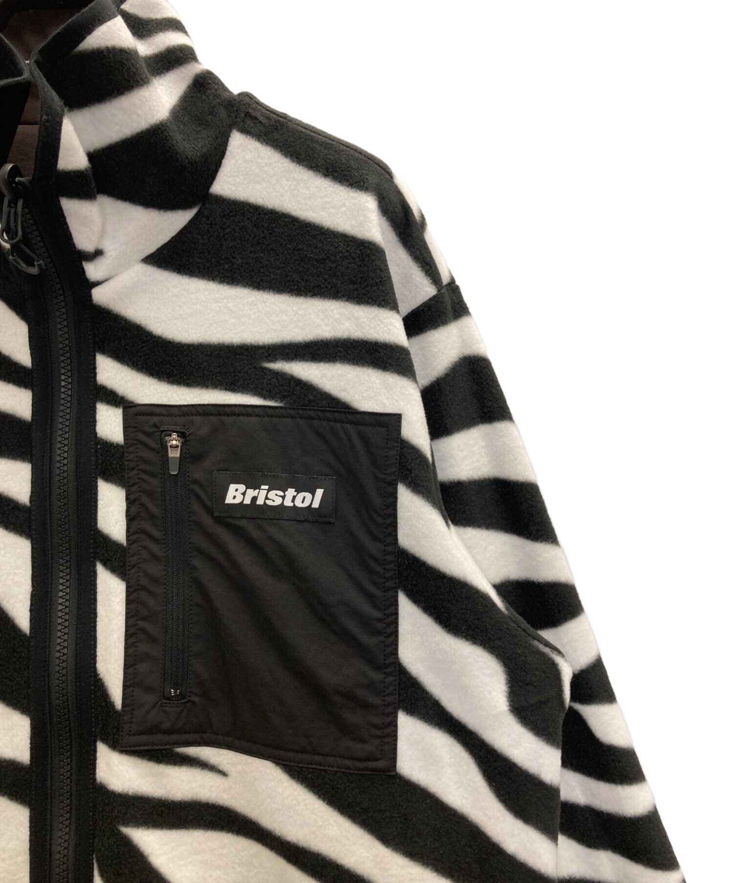 新品同様 ブリストル F.C.R.B.アーカイブ2010年前後の名作アウター#5 中古・古着通販】F.C.R.B. (エフシーレアルブリストル) ZEBRA