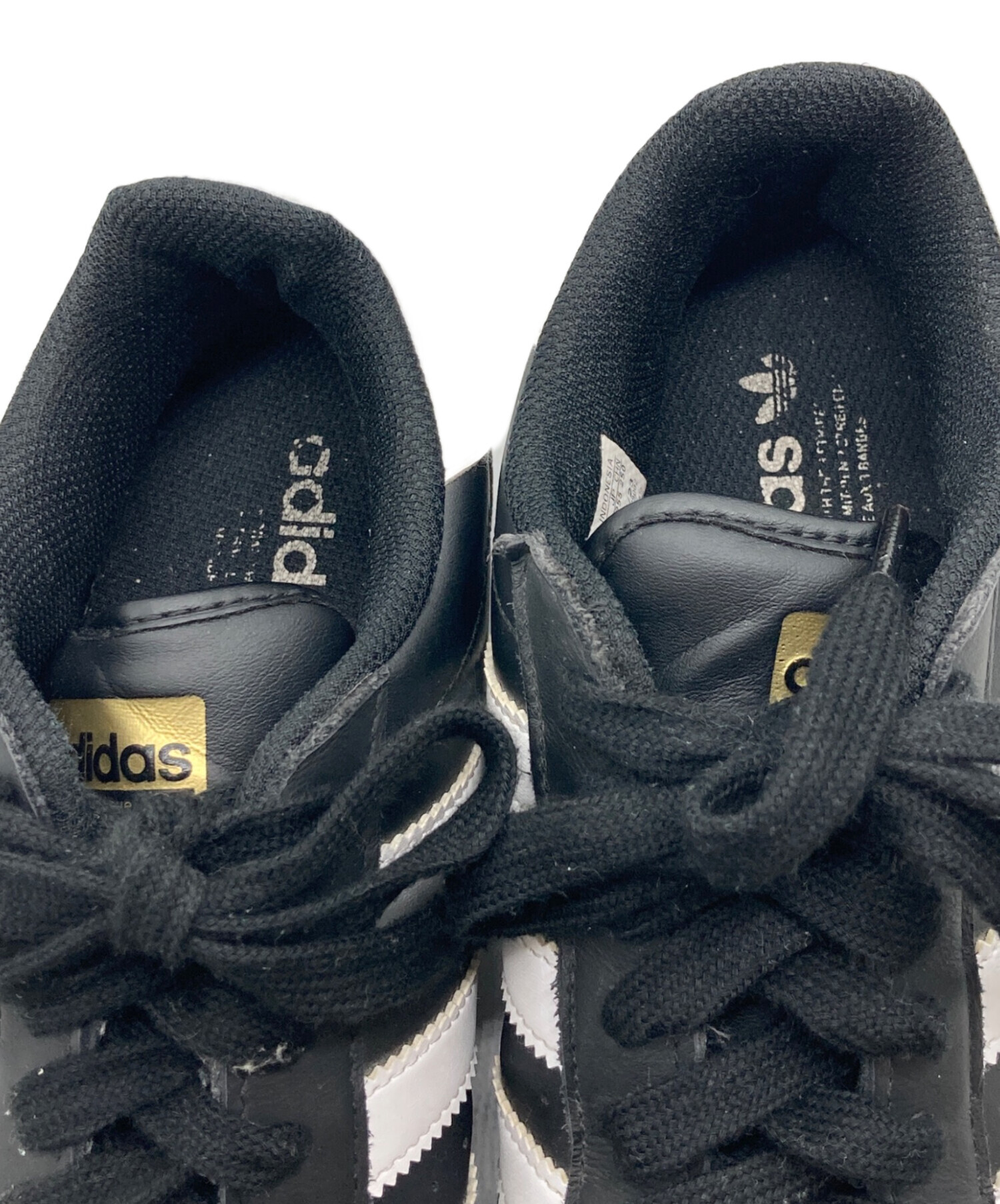 中古・古着通販】adidas (アディダス) ローカットスニーカー ブラック