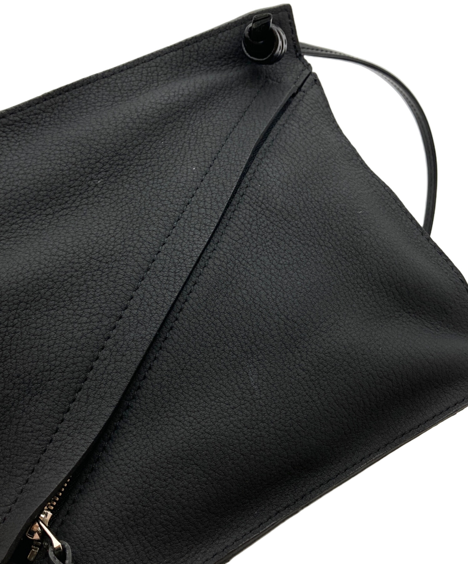 中古・古着通販】ITTI (イッチ) MANOF (マノフ) HERRIE BOX BAG