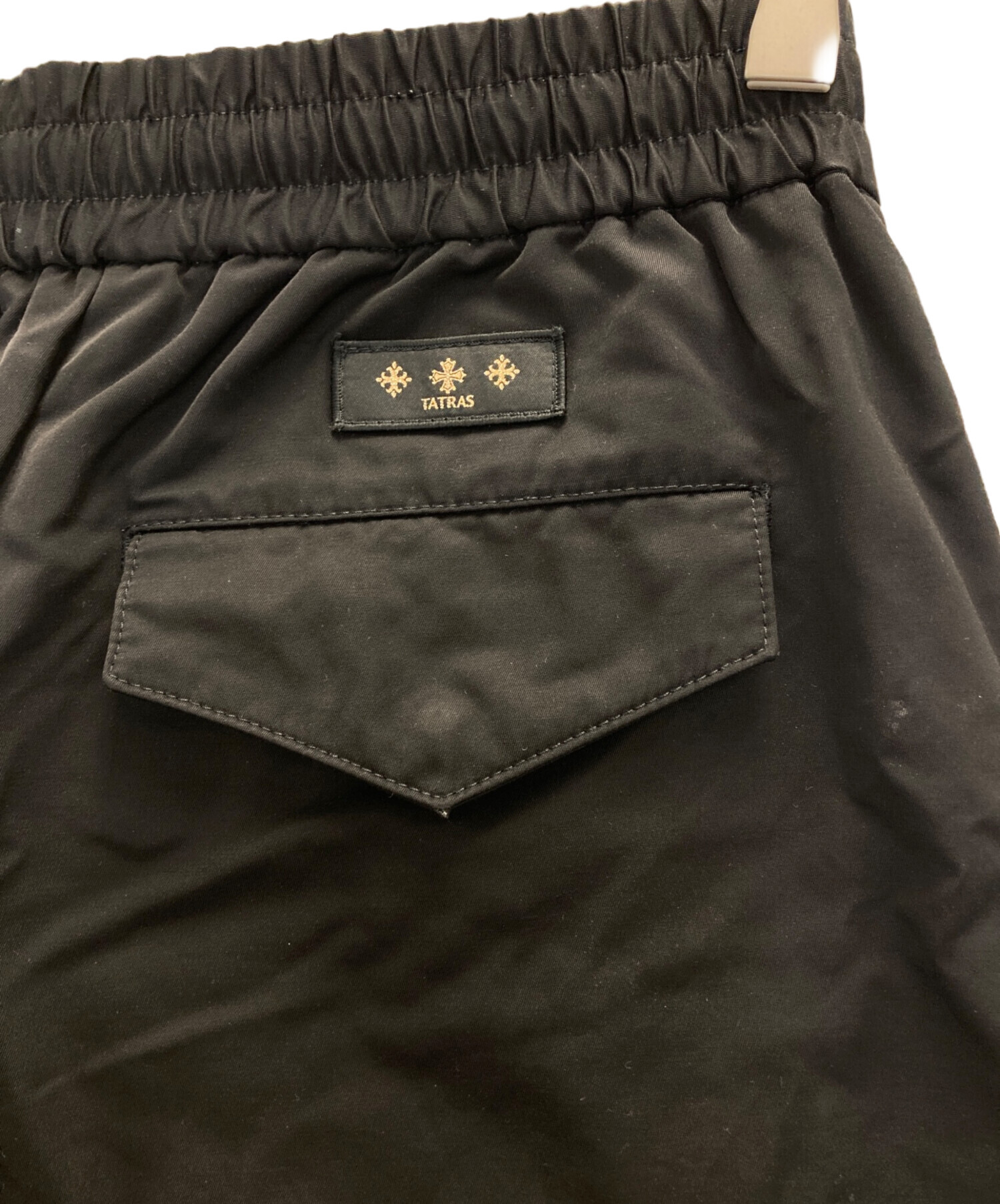 TATRAS ブラックナイロンパンツ 中古・古着通販TATRAS (タトラス 