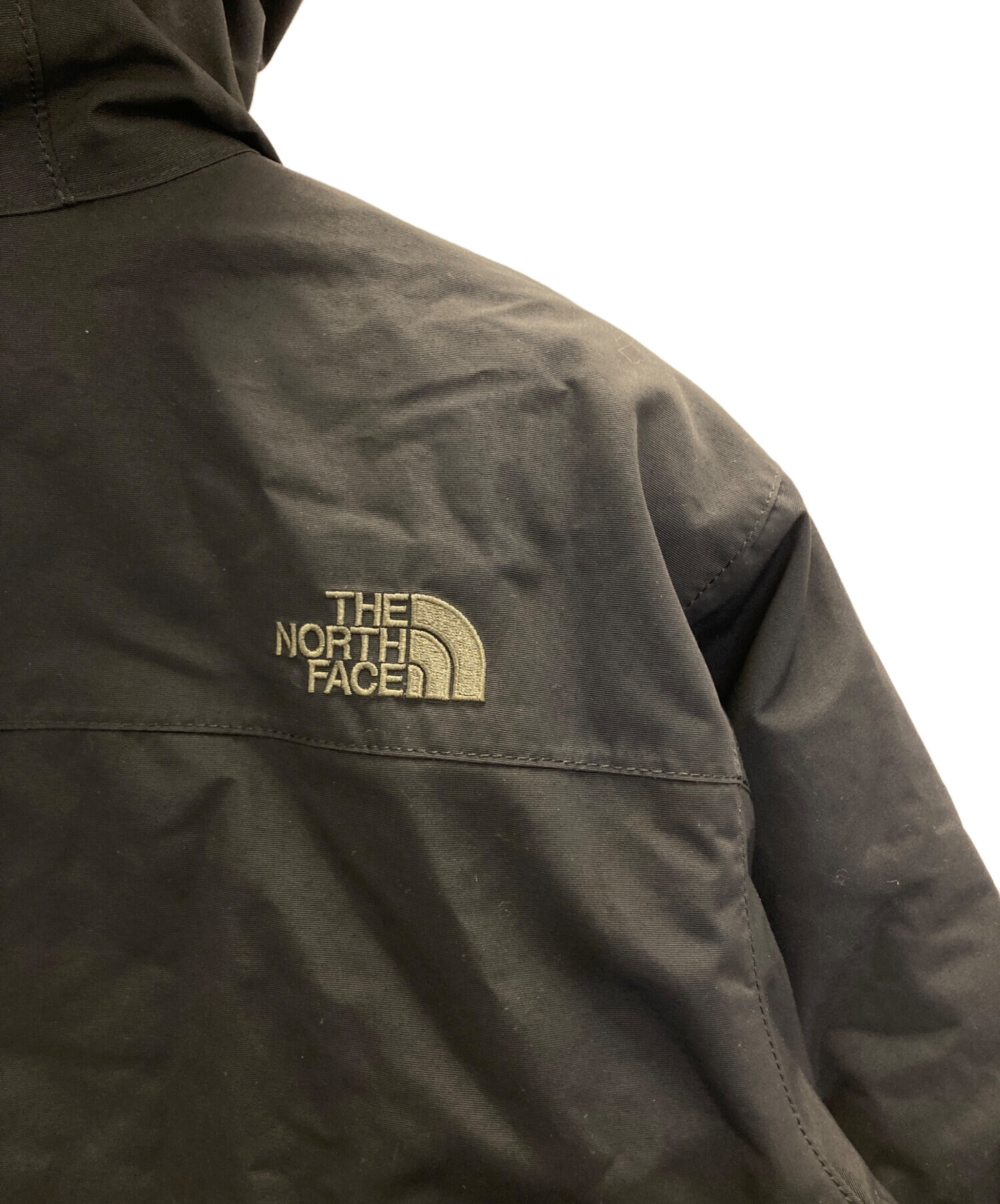 ノースフェイス　Mountain down parka Mサイズ　未使用 THE NORTH FACE(ザノースフェイス) / MOUNTAIN DOWN PARKA/M/ナイロン