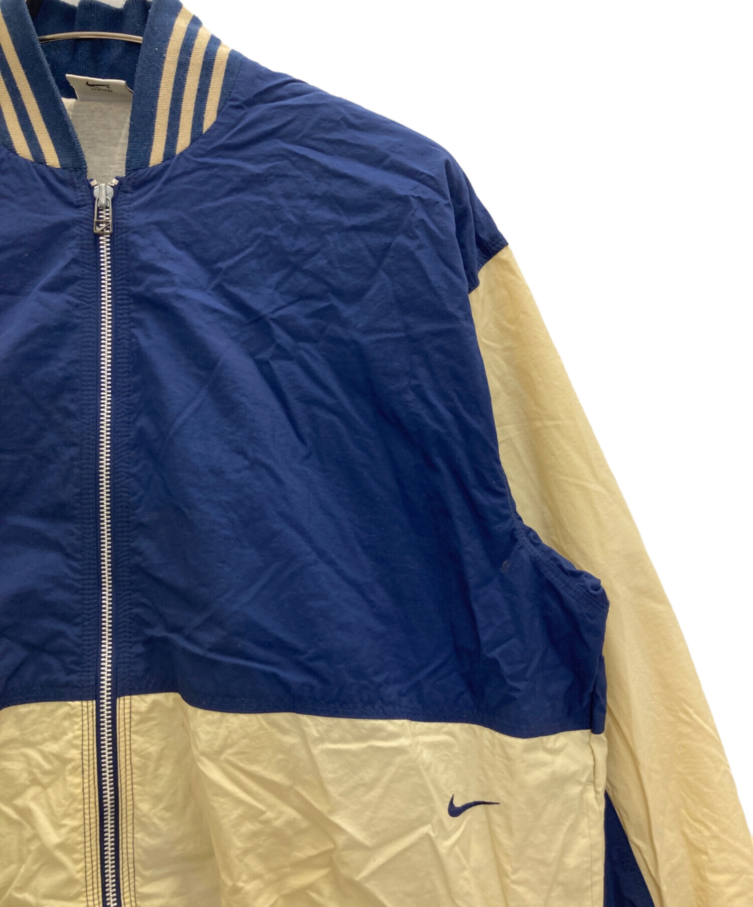 中古・古着通販】NIKE (ナイキ) バックロゴバーシティジャケット
