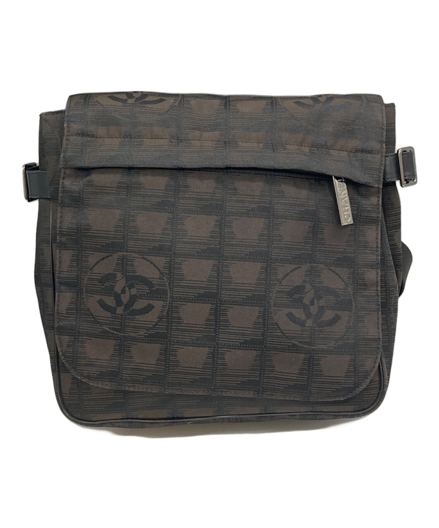 CHANEL ショルダーバッグ ブラウン 中古・古着通販】CHANEL (シャネル) ショルダーバッグ ブラウン