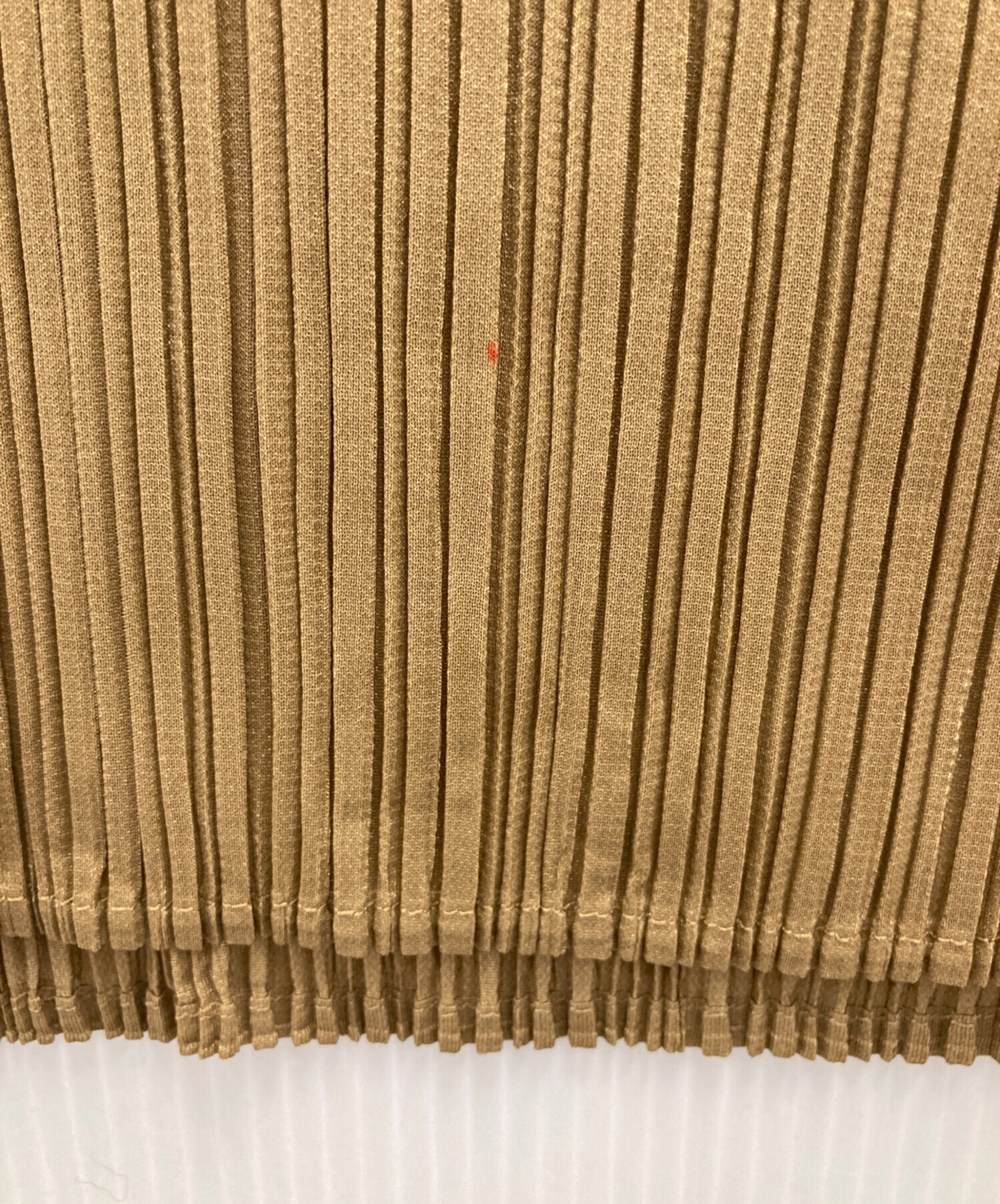 プリーツプリーズ　LEAP ブラウン 中古・古着通販】ISSEY MIYAKE (イッセイミヤケ) プリーツカットソー