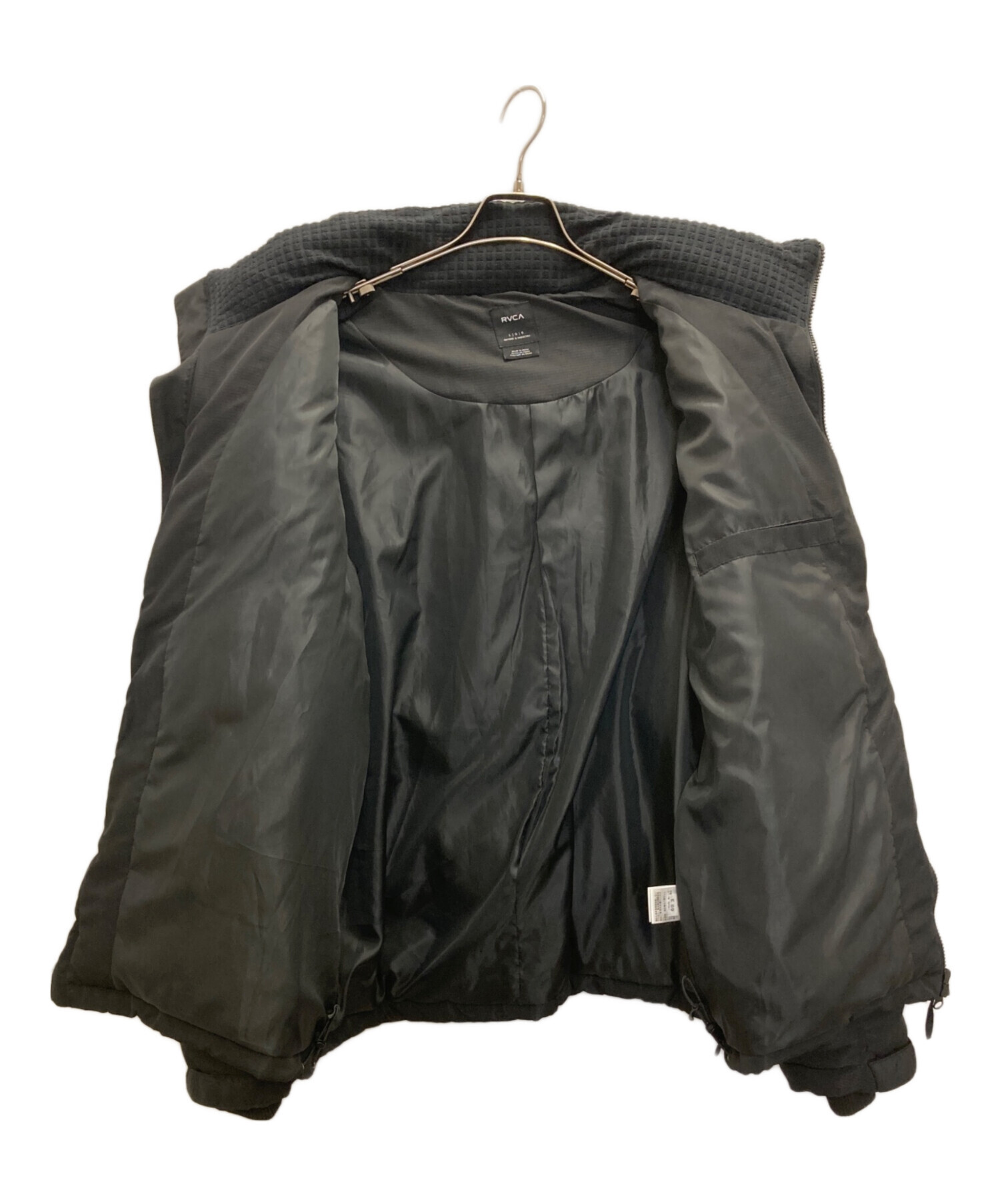 中古・古着通販】RVCA (ルーカ) パファー ジャケット ブラック サイズ 