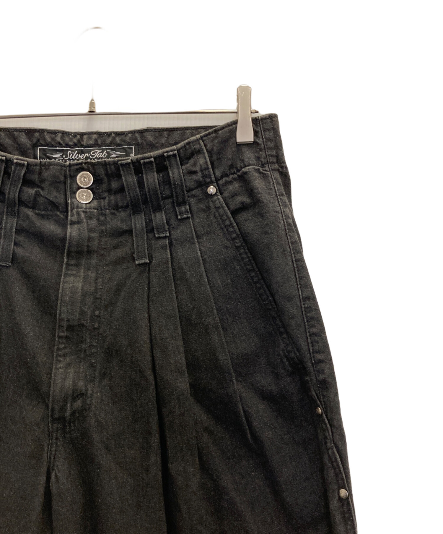 中古・古着通販】LEVI'S (リーバイス) SILVER TAB タックデニムパンツ
