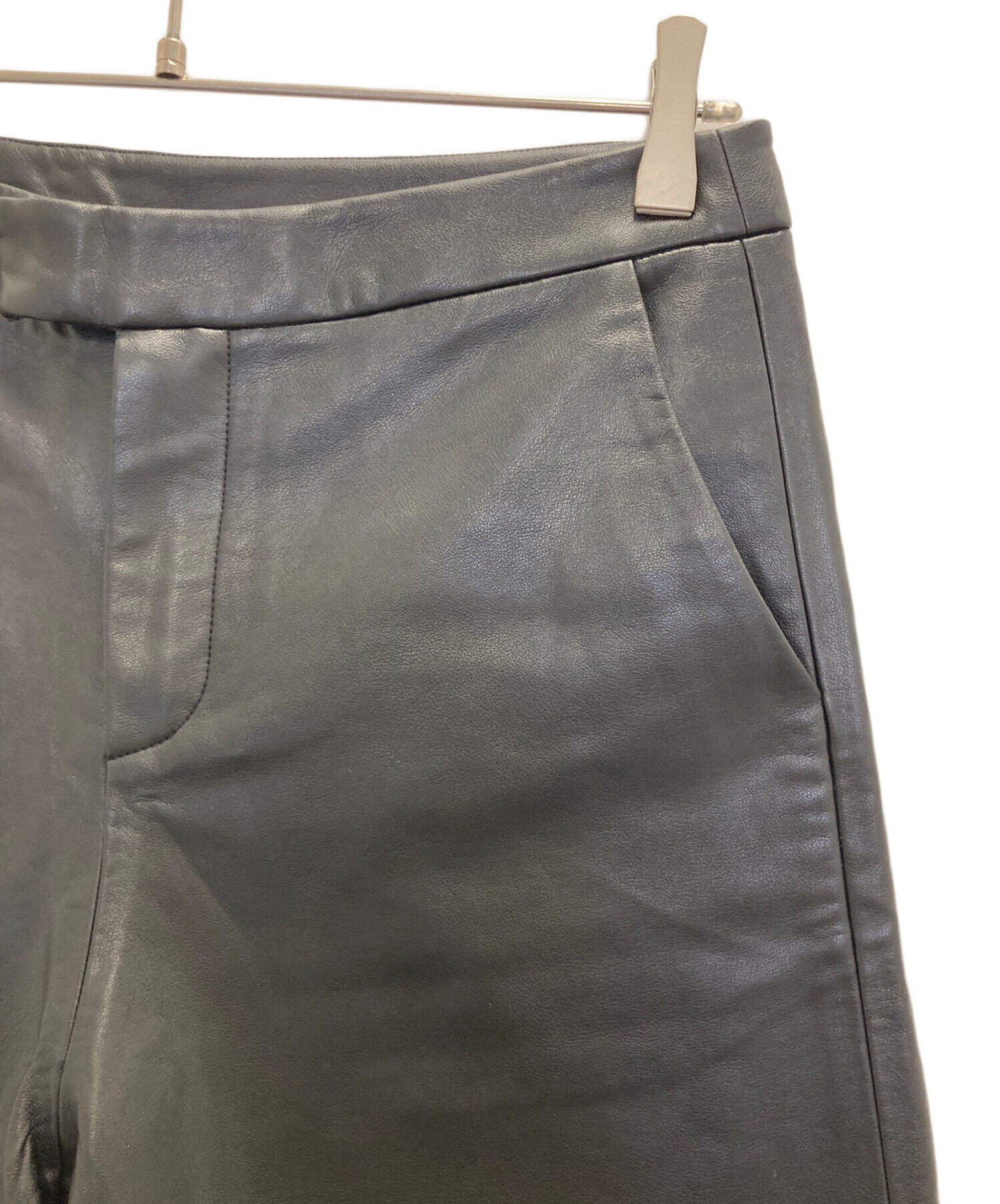 中古・古着通販】ok.soon (オクスン) エコレザーハーフパンツ ブラック