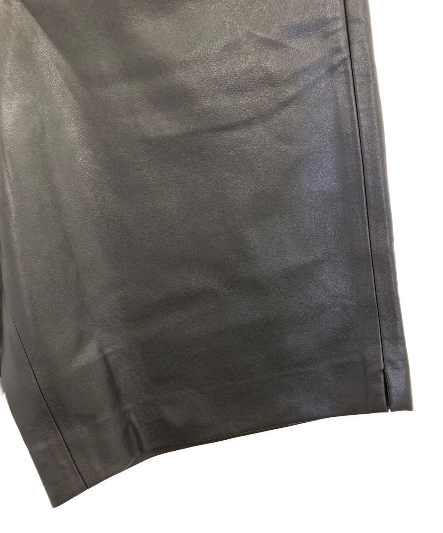 【お値下中】oksoon オクスン フェイクレザーハーフパンツ 中古・古着通販】ok.soon (オクスン) エコレザーハーフパンツ ブラック