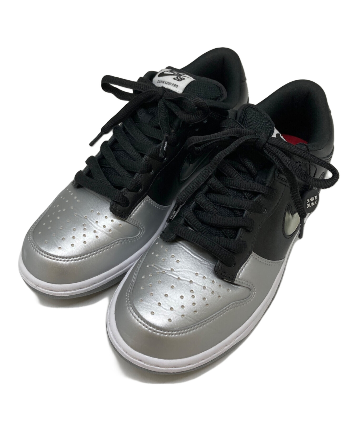Supreme × Nike Dunk Lowシルバー/ブラック 27.5 美品 中古・古着通販】NIKE SB (ナイキエスビー) Supreme (シュプリーム