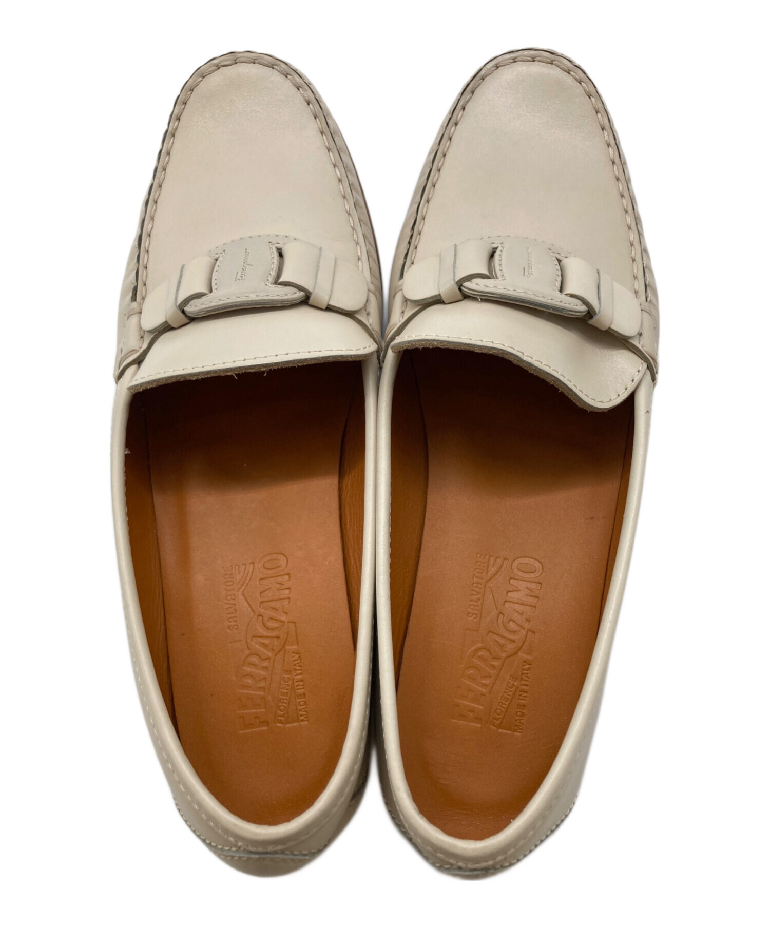 salvatore ferragamo レディースローファー箱無し 中古・古着通販】Salvatore Ferragamo (サルヴァトーレ フェラガモ