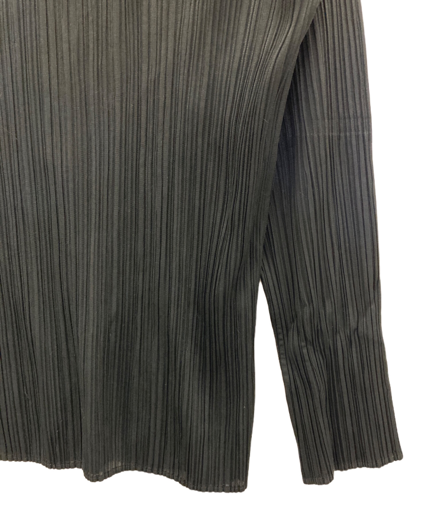 中古・古着通販】ISSEY MIYAKE (イッセイミヤケ) ハイネックプリーツ