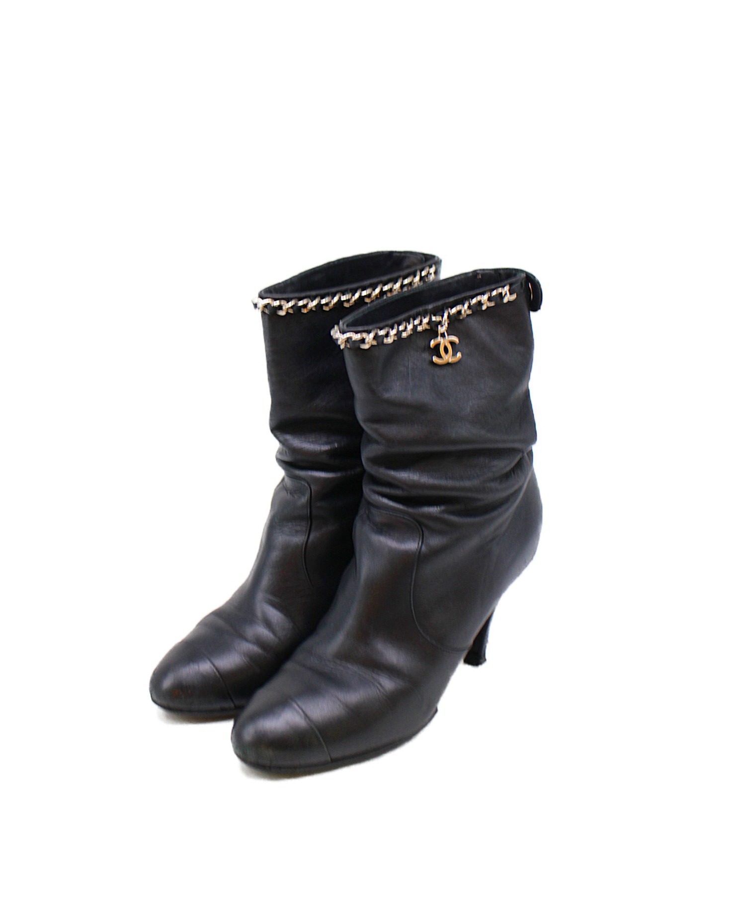 CHANEL レザー パテント ショートブーツ チェーン アイコン ココマーク 中古・古着通販】CHANEL (シャネル) チェーンパイピングココマーク