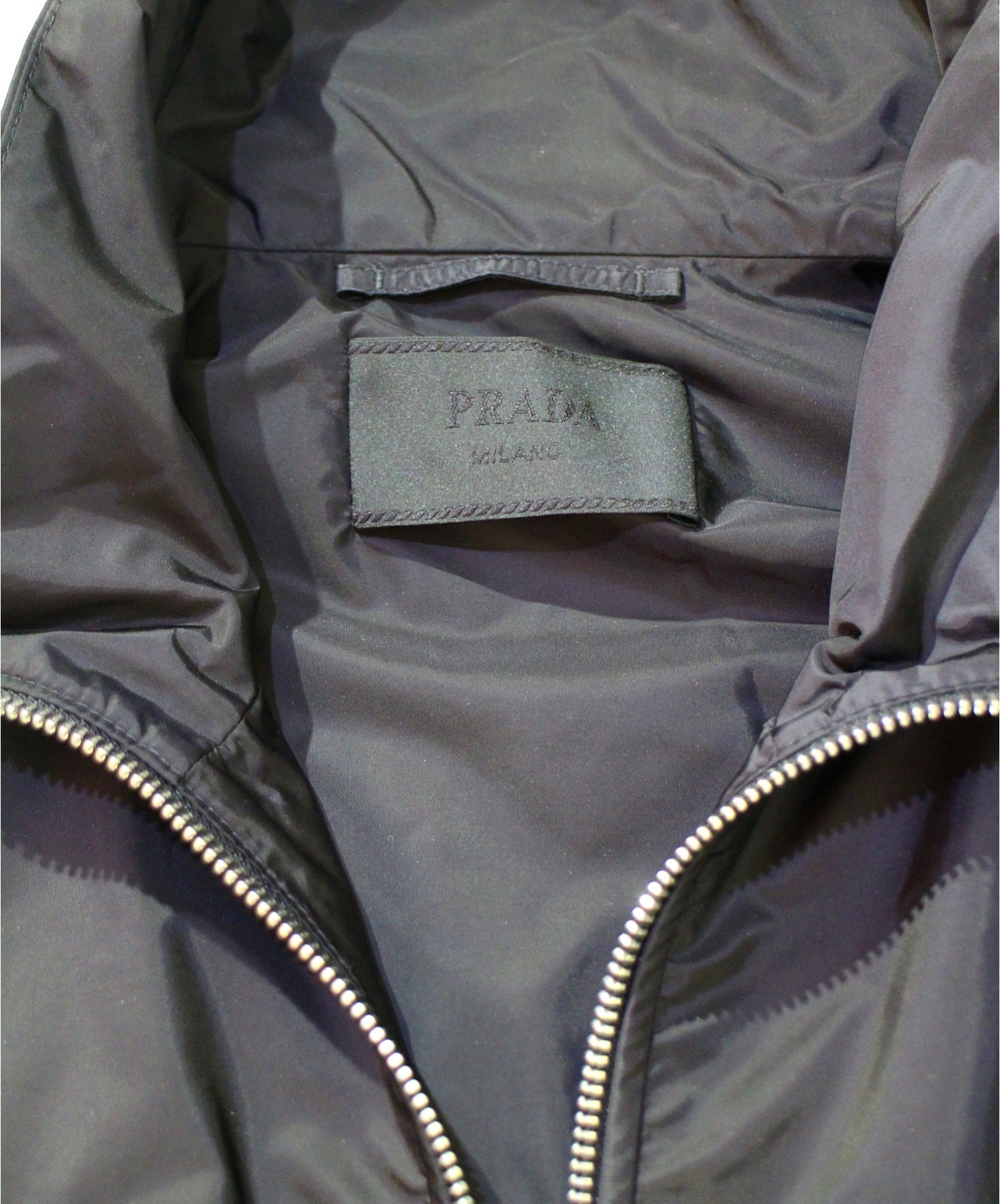 中古・古着通販】PRADA (プラダ) アームロゴプレート付きナイロン