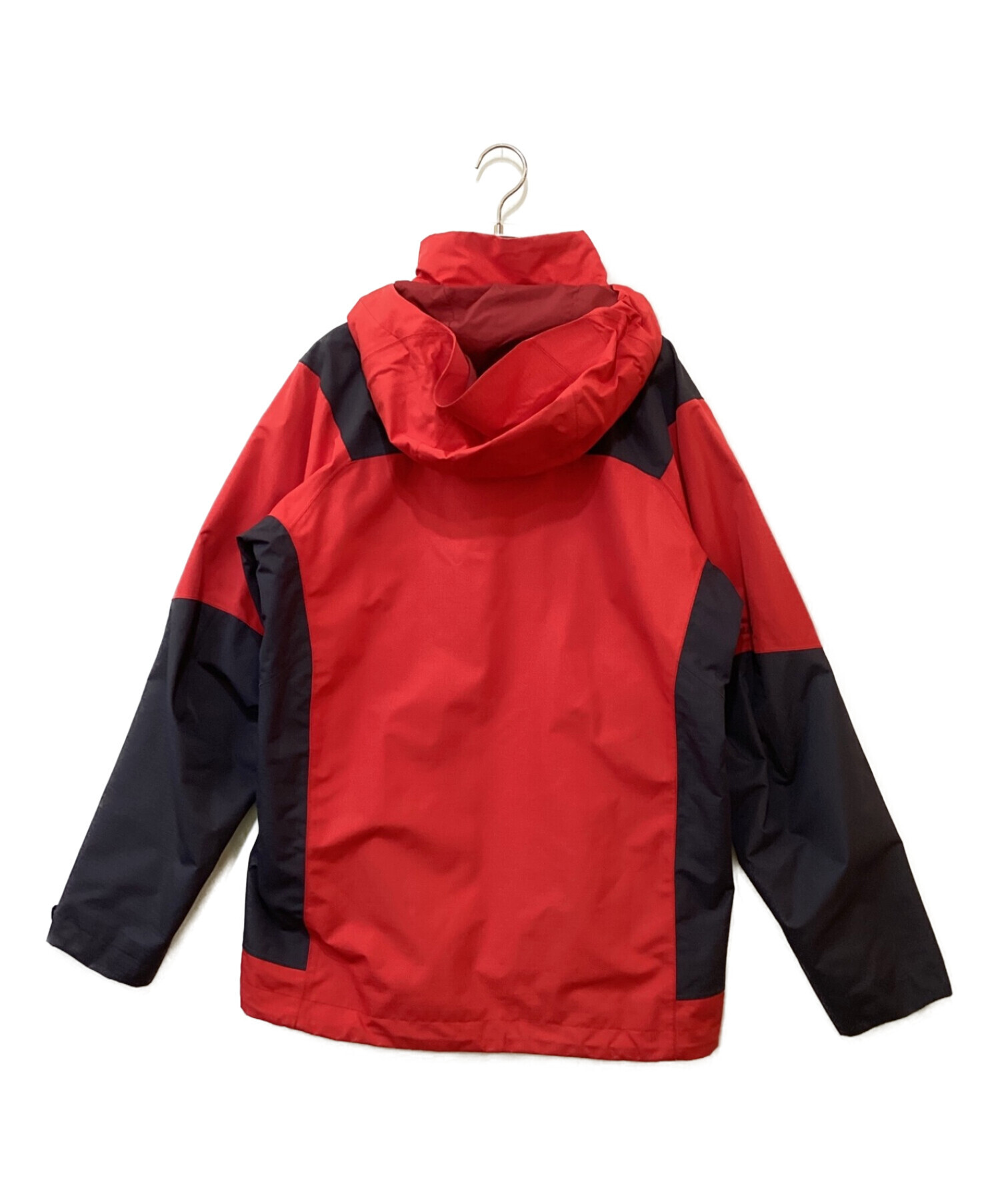 パタゴニアマウンテンパーカー 中古・古着通販】Patagonia (パタゴニア) マウンテンパーカー レッド