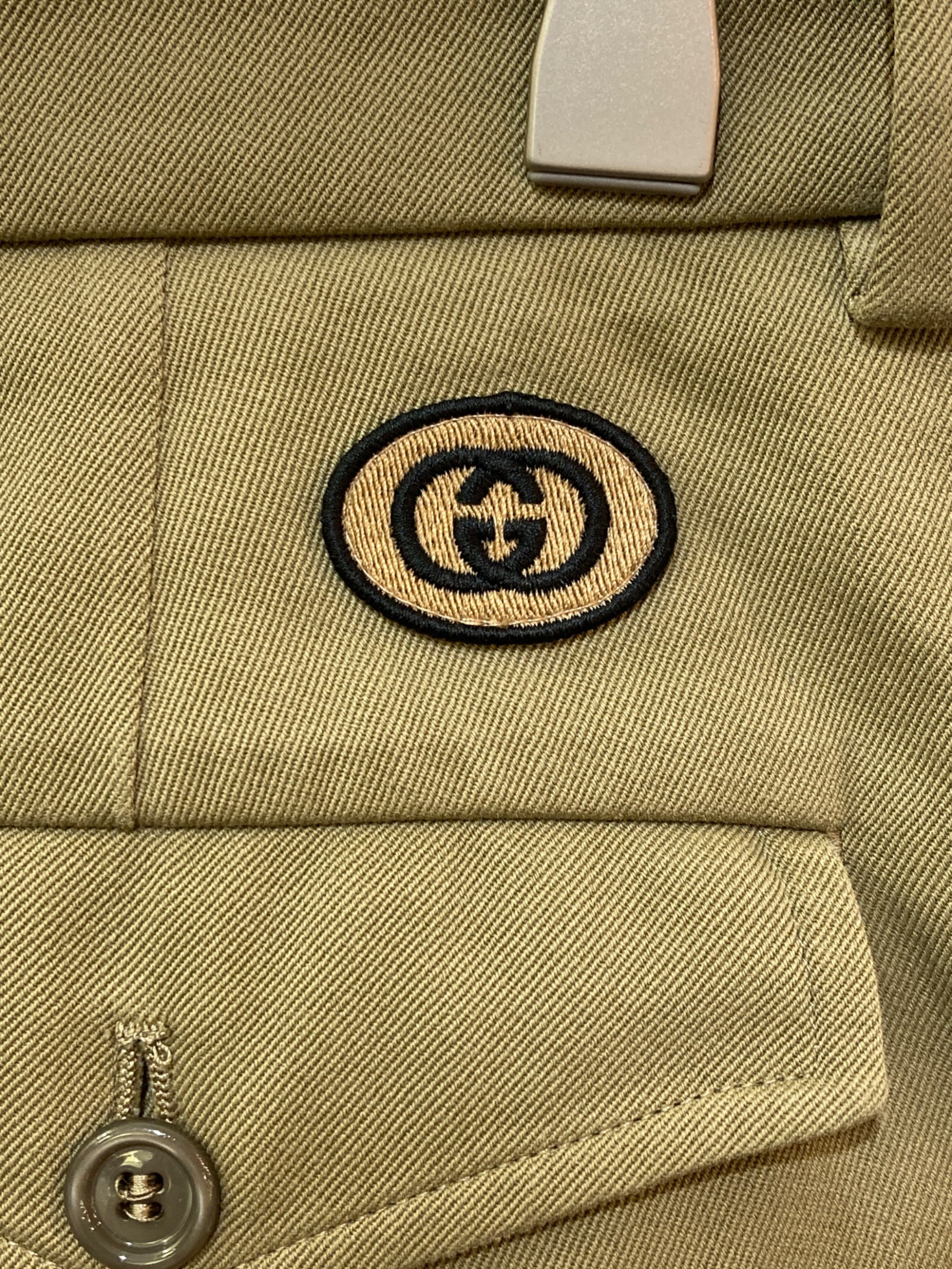 中古・古着通販】GUCCI (グッチ) GGロゴパッチスラックス チノ サイズ