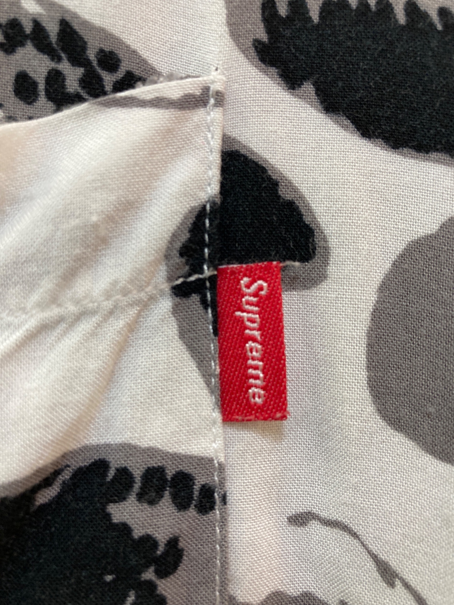 中古・古着通販】SUPREME (シュプリーム) Daisy Rayon Shirt ホワイト