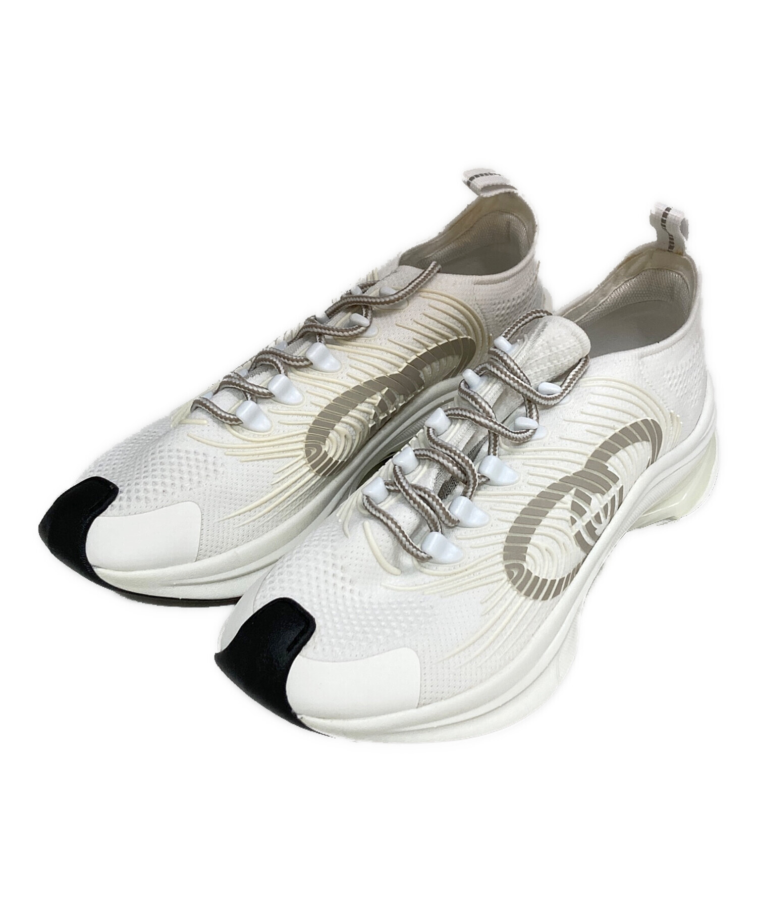 gucci ホワイトスネイク 中古・古着通販】GUCCI (グッチ) RUN 680893 ホワイト サイズ:7 1/2