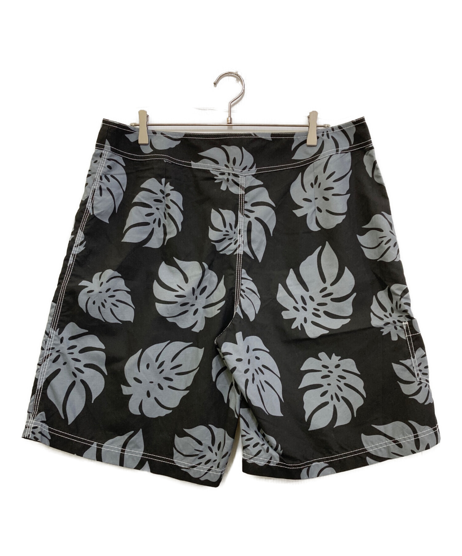 中古・古着通販】stussy (ステューシー) ハーフパンツ ブラック サイズ