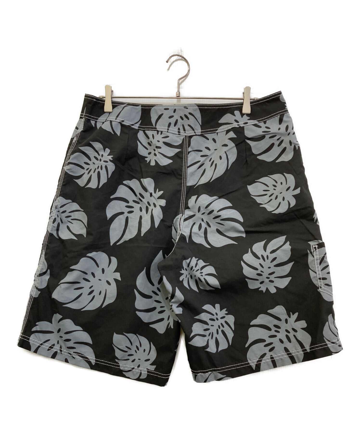中古・古着通販】stussy (ステューシー) ハーフパンツ ブラック サイズ