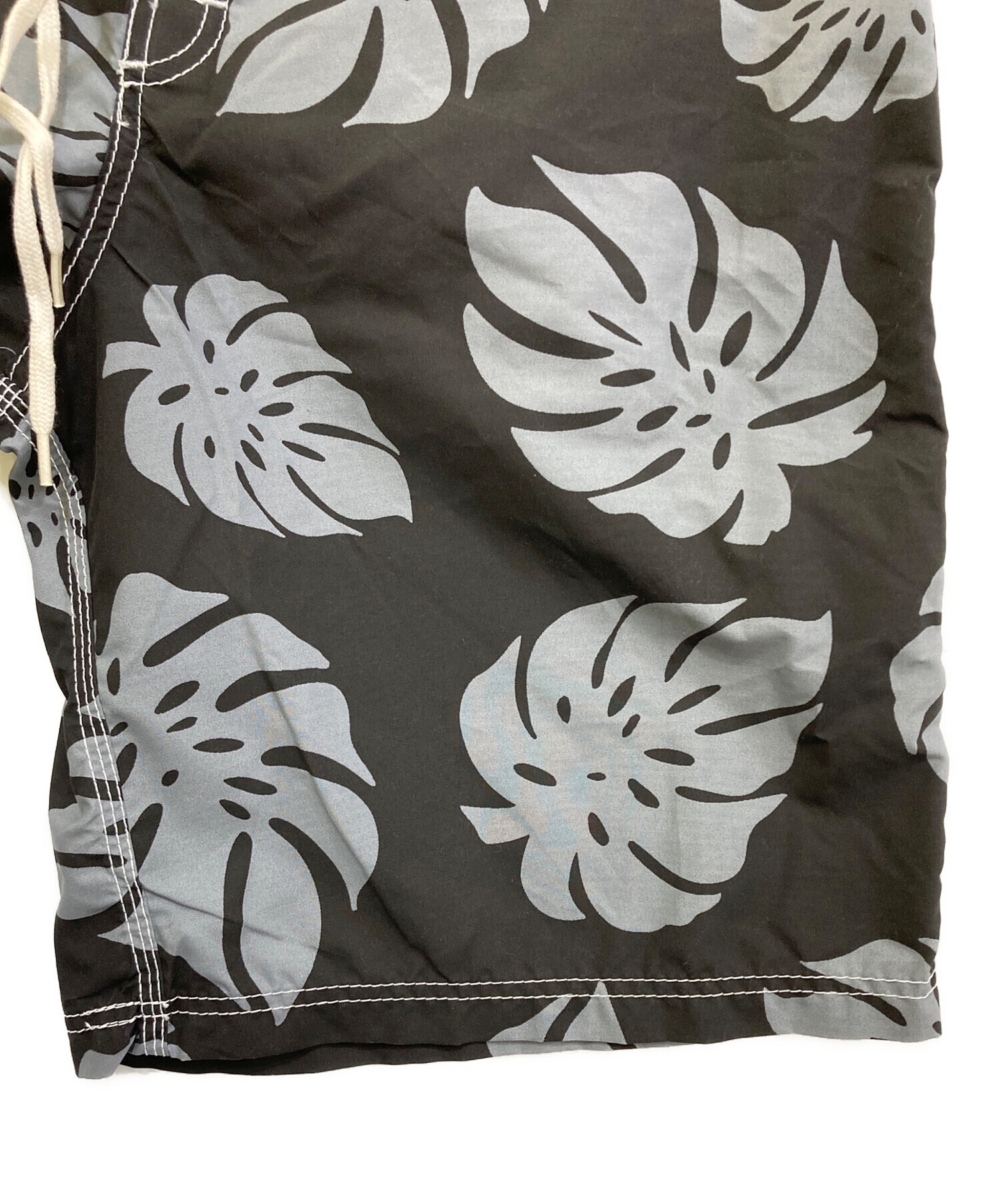 中古・古着通販】stussy (ステューシー) ハーフパンツ ブラック サイズ