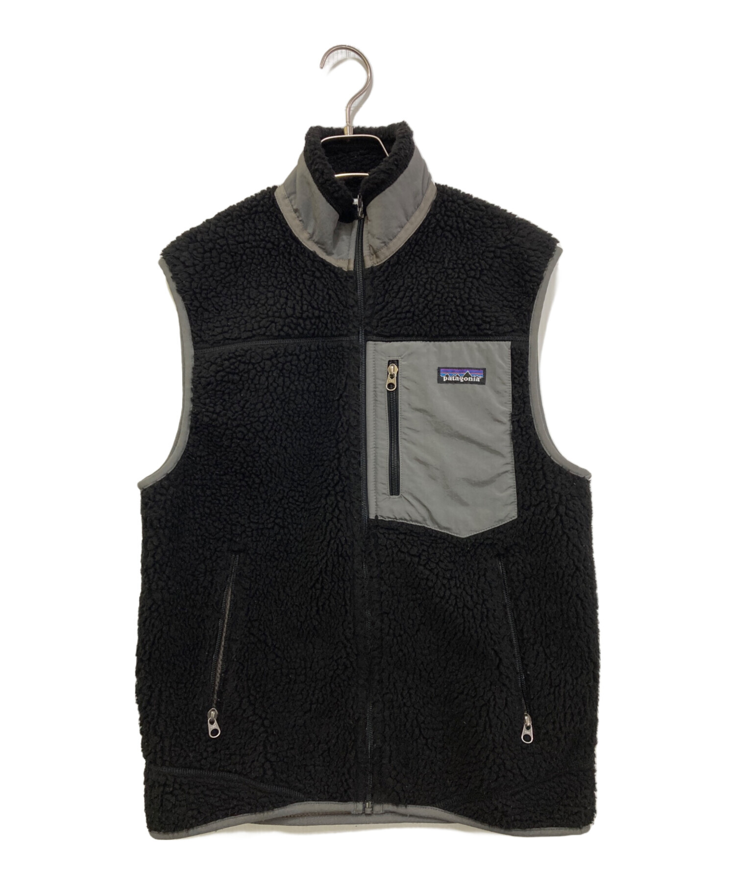 00年代 パタゴニア Patagonia フリースベスト 黒 ブラック 古着 古着 00年代 パタゴニア Patagonia フリースベスト USA製 販売済み