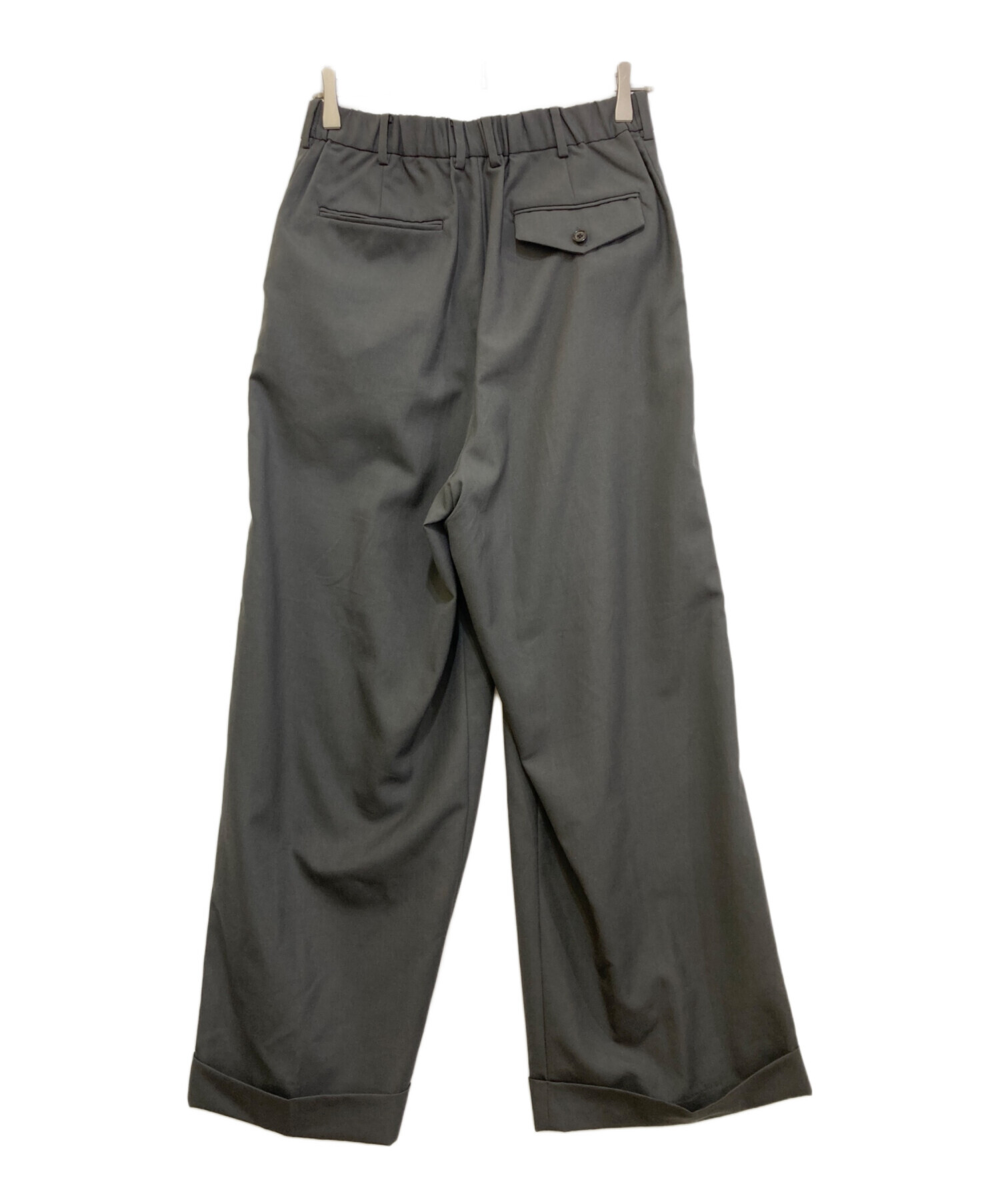 中古・古着通販】MARKAWARE (マーカウェア) PLEATED WIDE TROUSERS