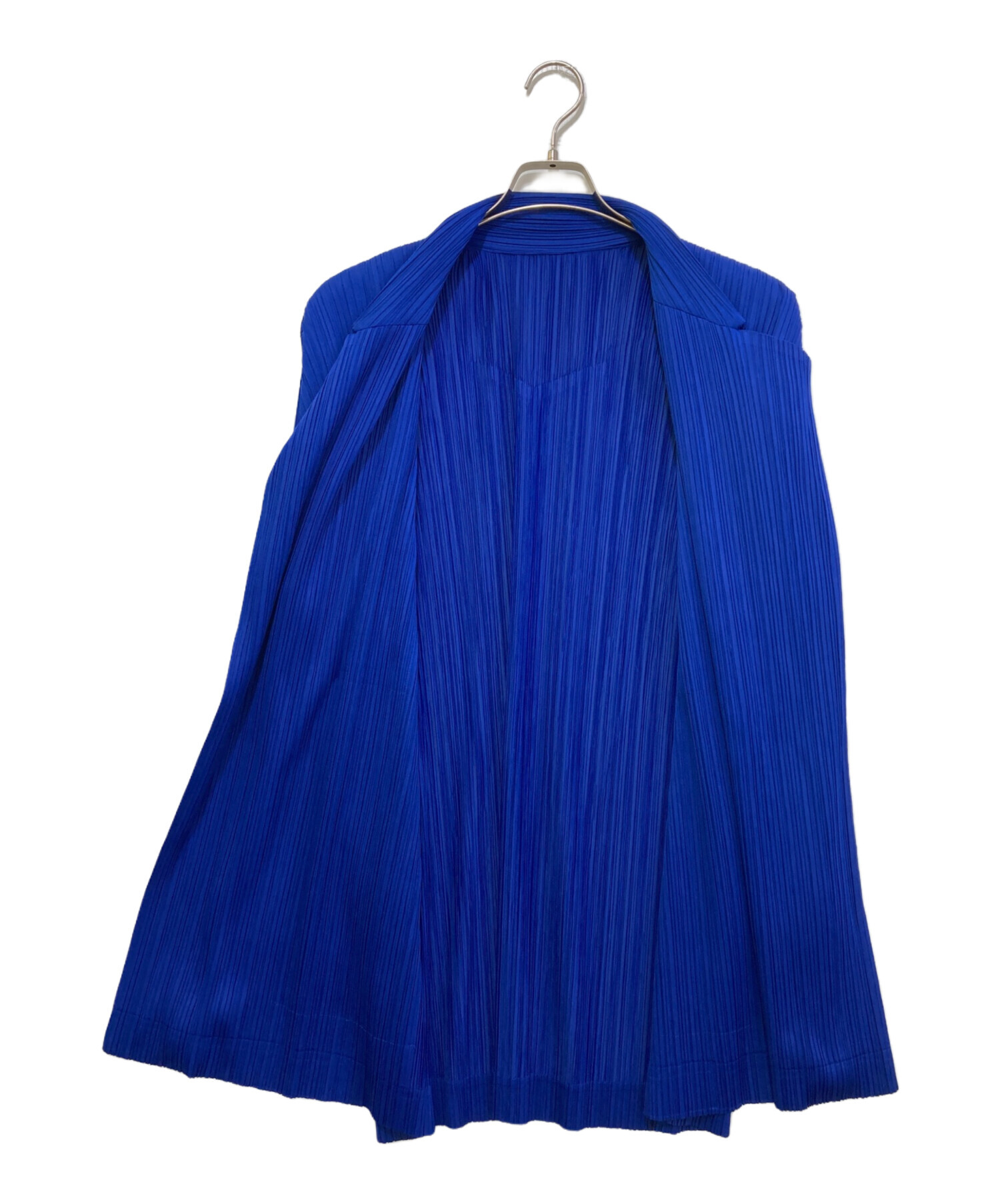イッセイミヤケ FETE プリーツ テーラードジャケット ブルー系 03 L 中古・古着通販】ISSEY MIYAKE (イッセイミヤケ) プリーツテーラード