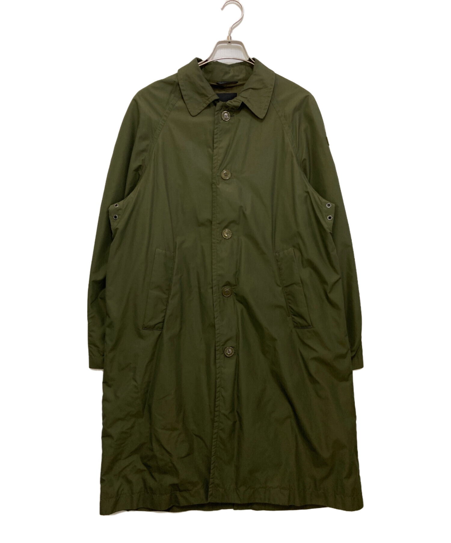 激かわ♡ TATRAS 高級ナイロン フーデッドジャケット カーキ 人気モデル 中古・古着通販】TATRAS (タトラス) PETRONIOナイロンステンカラー