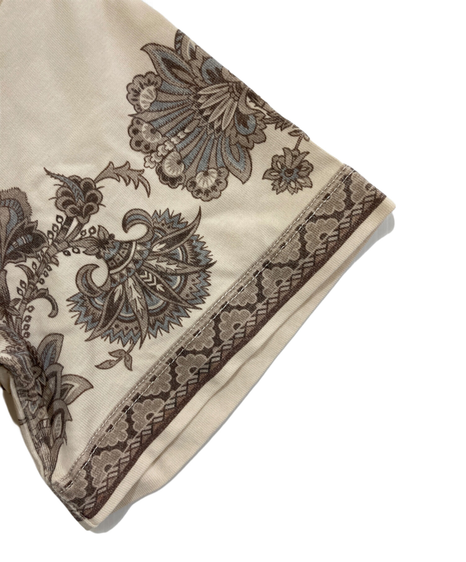 ETRO - ETRO エトロ ベスト -(M位) ベージュ 【古着】【中古】 中古・古着通販】ETRO (エトロ) 花柄プリントTシャツ 251-MRMA0004