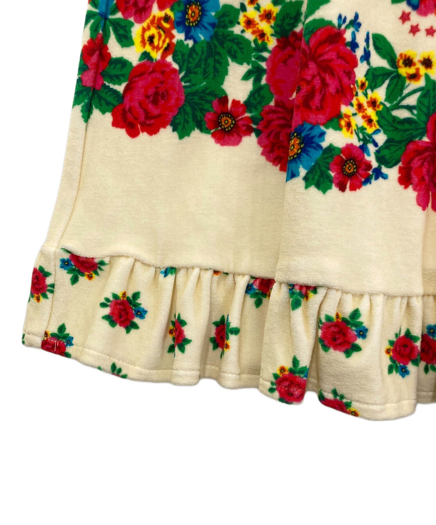 GUCCIグッチ サンゴ タツノオトシゴ Vネックワンピース　激レア　ランウェイ 中古・古着通販】GUCCI (グッチ) チルドレンズ 花柄 ワンピース 596311