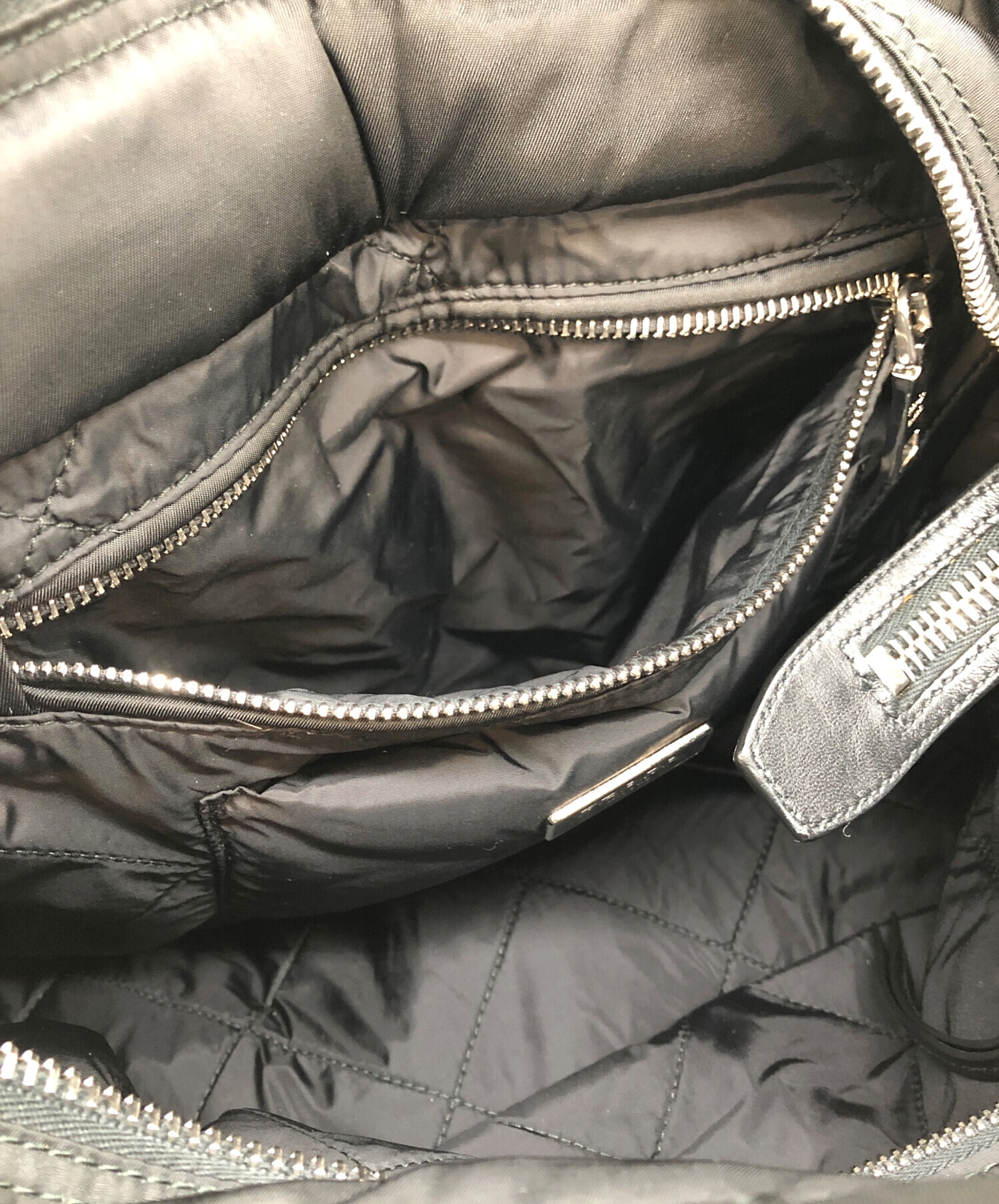 中古・古着通販】PRADA (プラダ) テスートボンバー トートバッグ 中古・古着通販】PRADA (プラダ) テスートボンバー トートバッグ