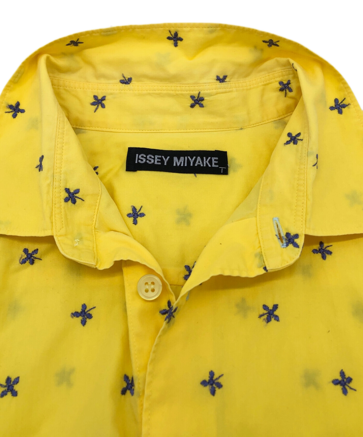 ISSEY MIYAKE 小花柄 刺繍 半袖シャツ サイズL ゆったり 黄色 中古・古着通販】ISSEY MIYAKE (イッセイミヤケ) 刺繍デザイン半袖