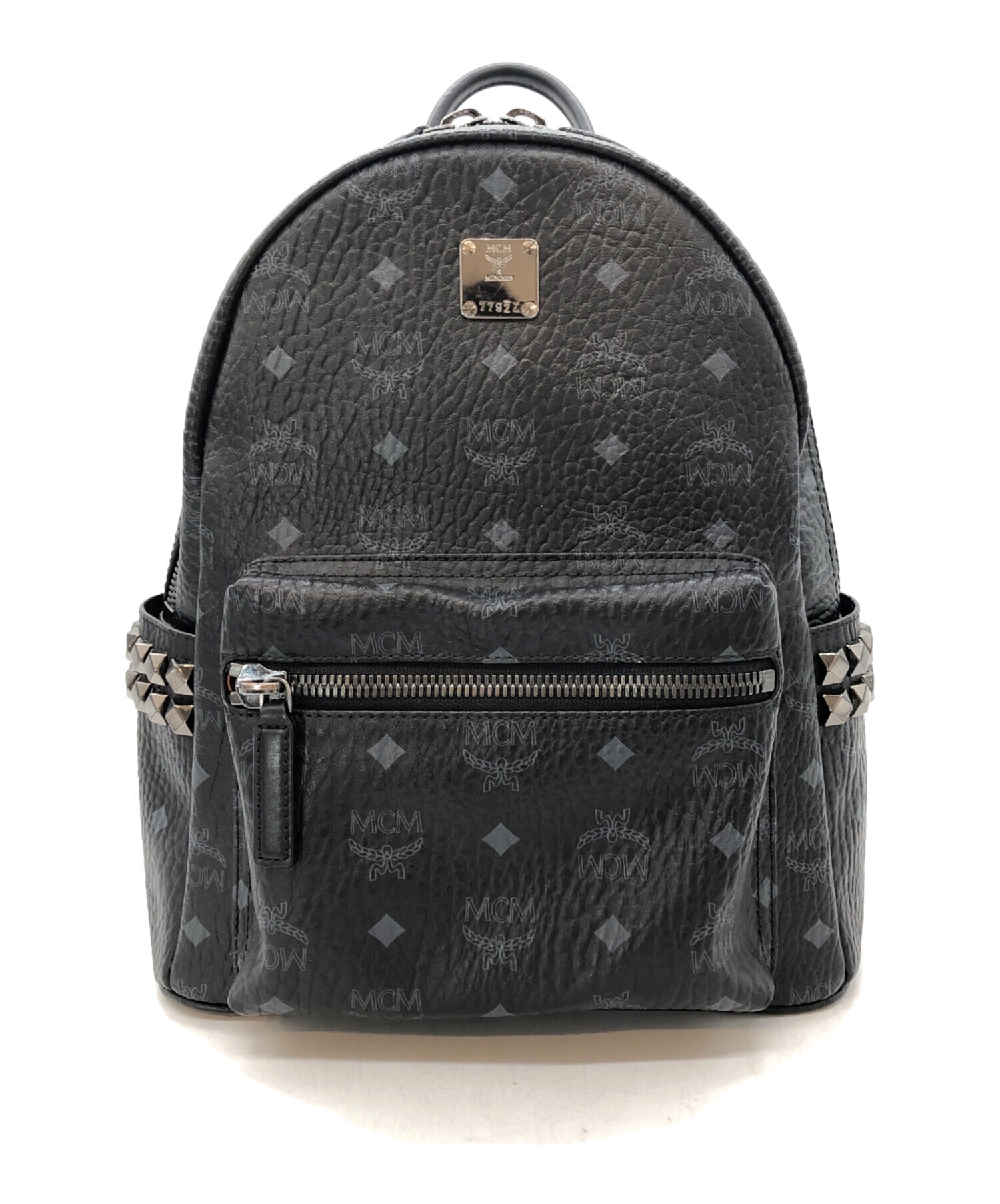 中古・古着通販】MCM (エムシーエム) サイドスタッズバックパック 