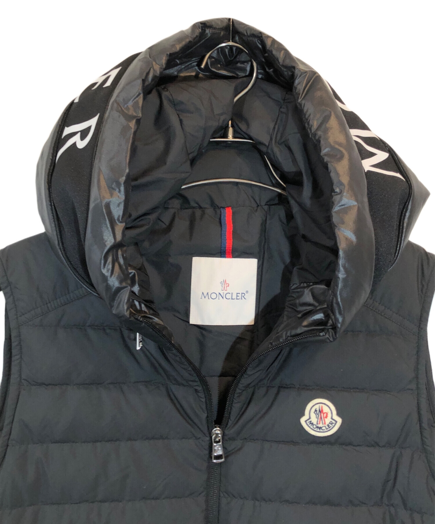 値下げ 超美品MONCLERモンクレールダウンベスト ブラック 2 中古・古着通販】MONCLER (モンクレール) ブルジェ フード付きダウン
