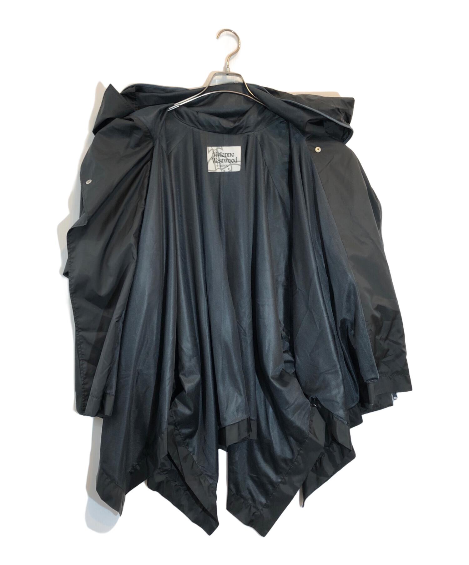 (新品タグ付き) ヴィヴィアンウエストウッド 魔女フード黒パーカー 00 新品タグ付き) ヴィヴィアンウエストウッド 魔女フード黒パーカー 00