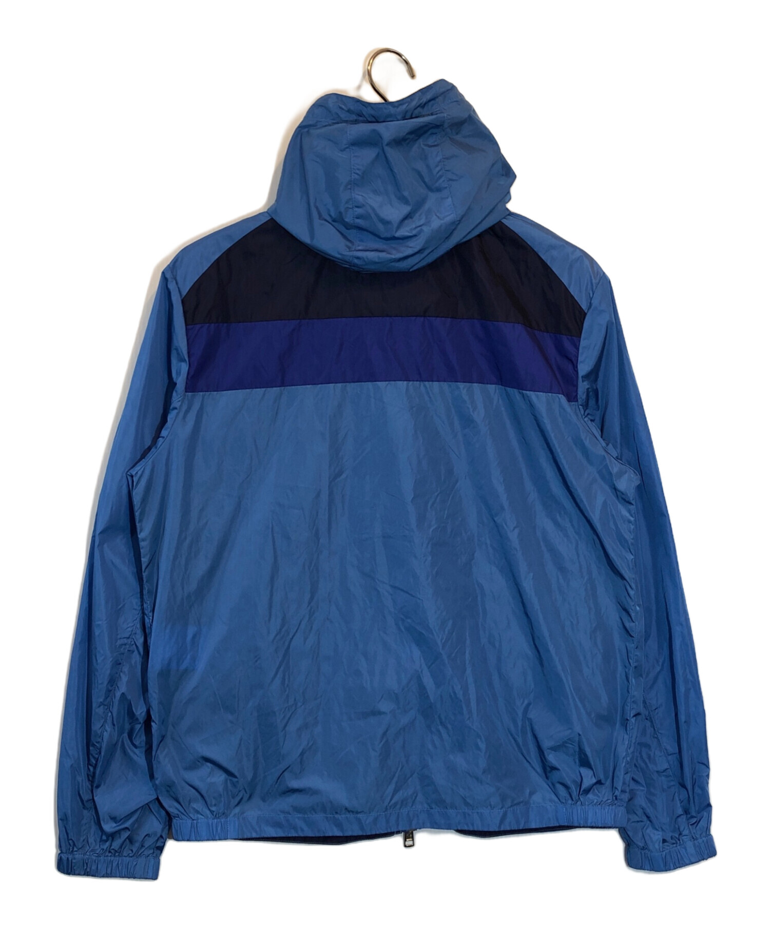 〈クリーニング済み〉モンクレール ナイロンジャケット フード付き ブルー 中古・古着通販】MONCLER (モンクレール) ナイロンジャケット ブルー