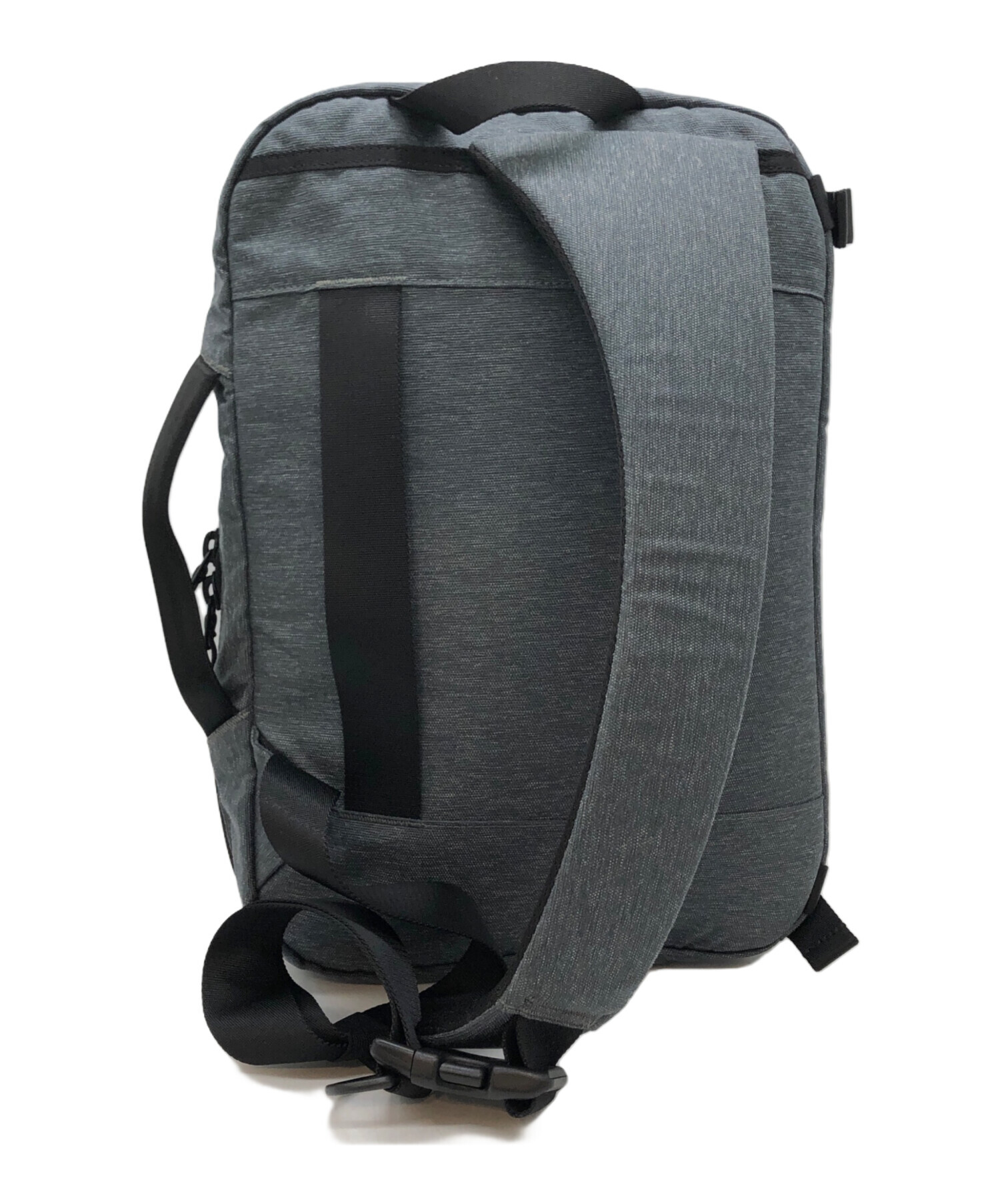 中古・古着通販】Aer (エアー) TRAVEL SLING 2 グレー｜ブランド・古着 