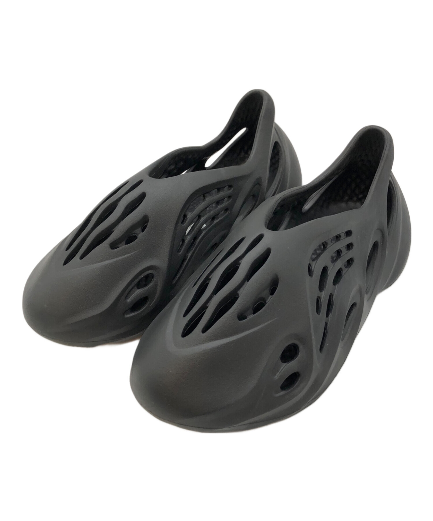 中古・古着通販】adidas (アディダス) YEEZY Foam Runner Onyx 