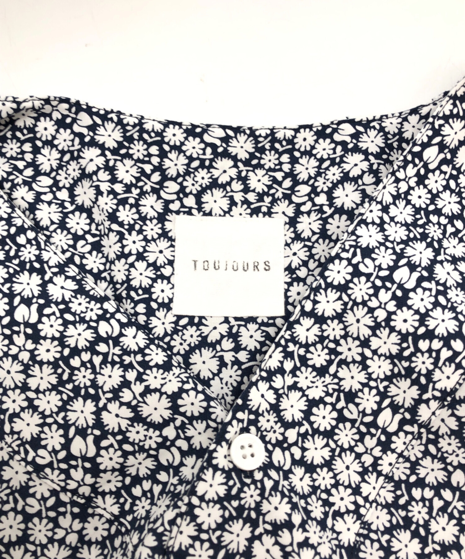 トゥジューtoujours 新品ネイビー花柄長袖ワンピース